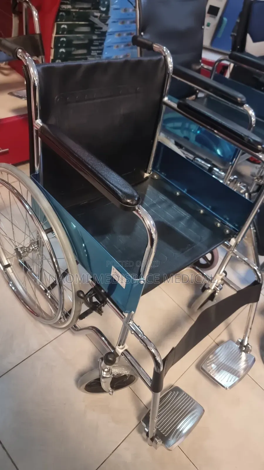 Comfortable and Foldable Metallic Standard Wheelchair With Footrest