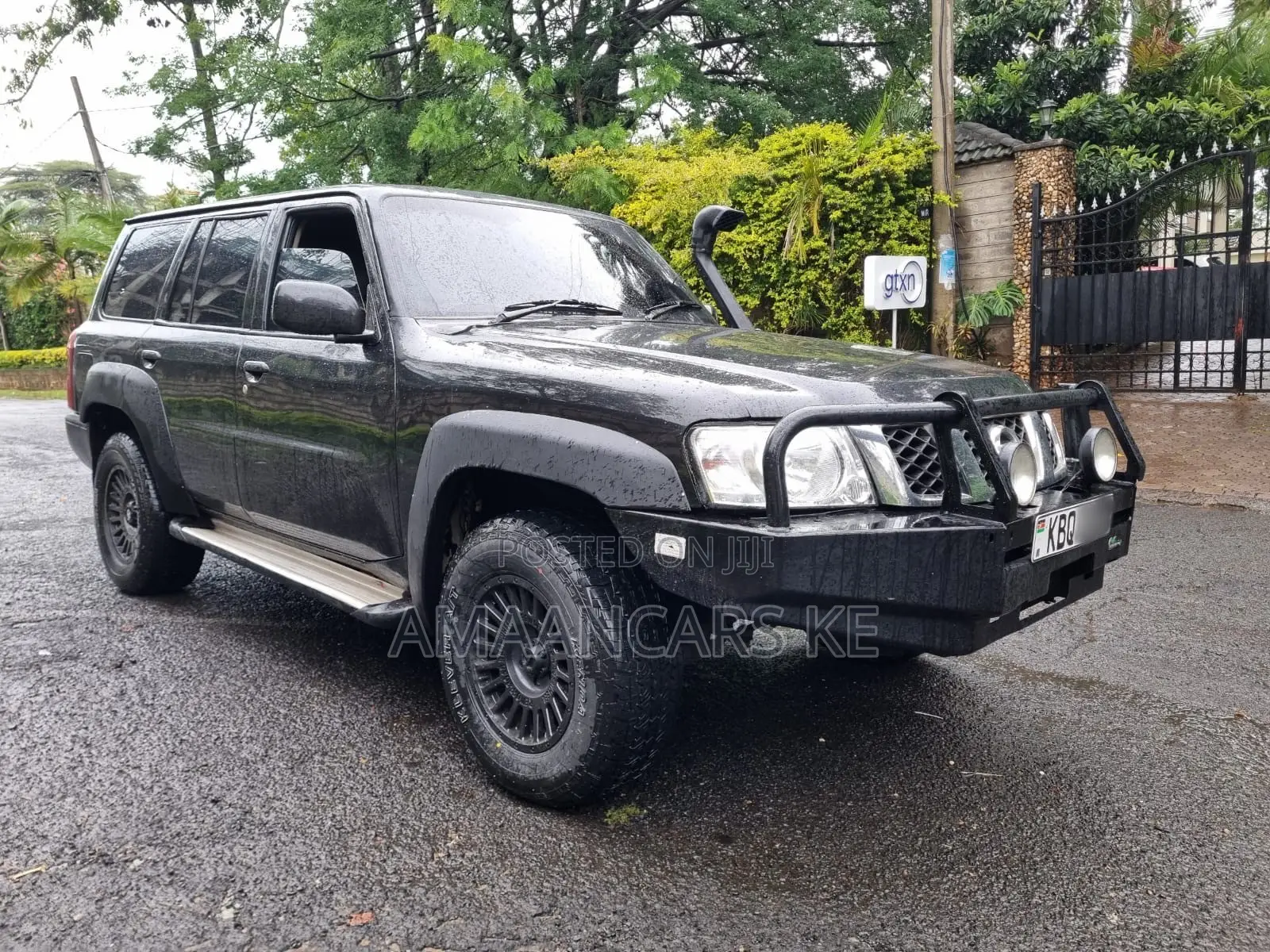 Nissan Patrol 2011 Black