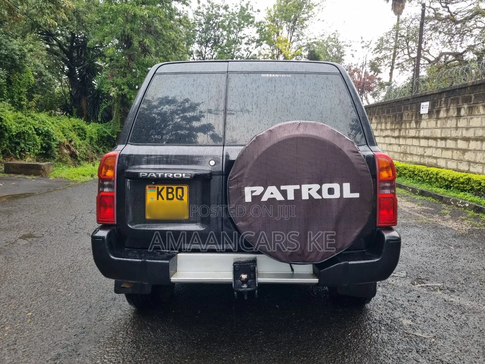 Nissan Patrol 2011 Black