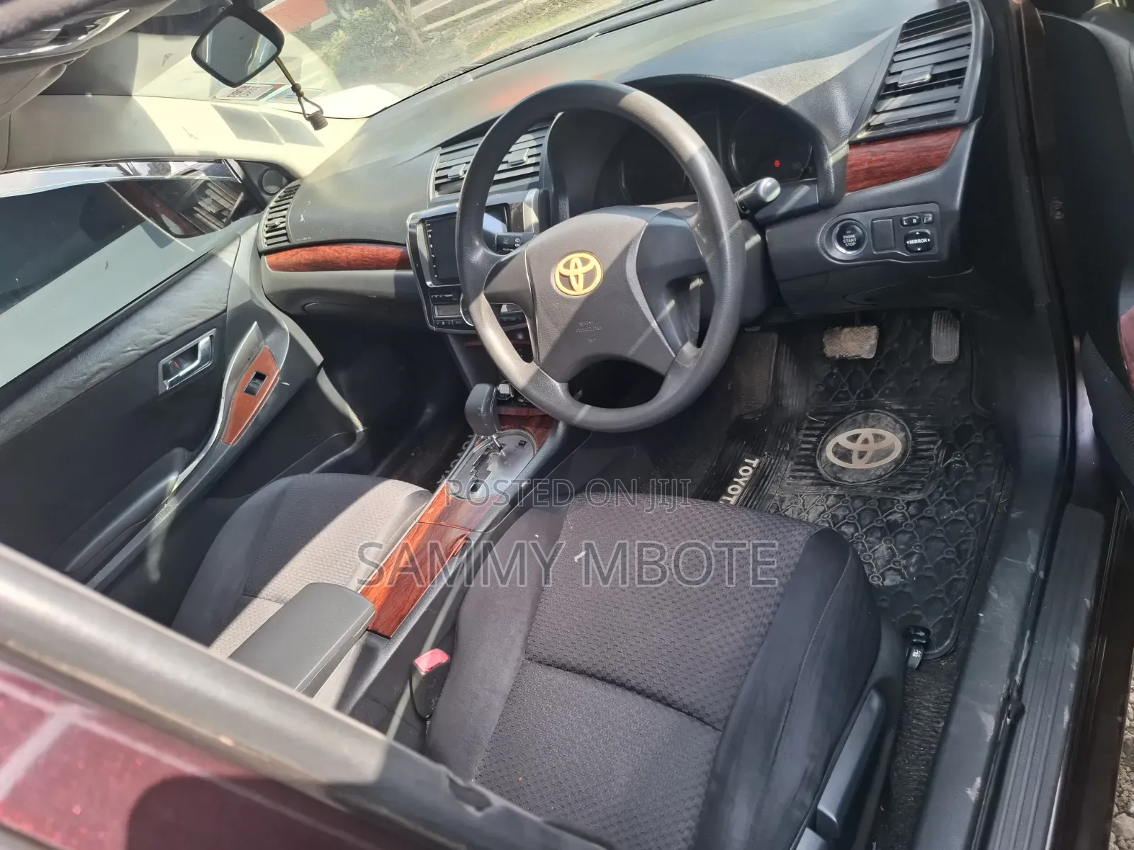 Toyota Premio 1.5 FWD 2010 Brown