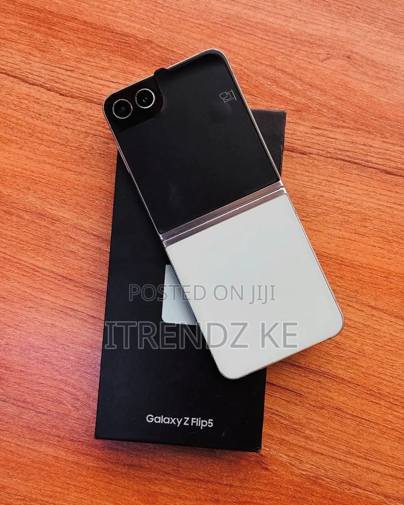 Samsung Galaxy Z Flip 5 256 GB Gray