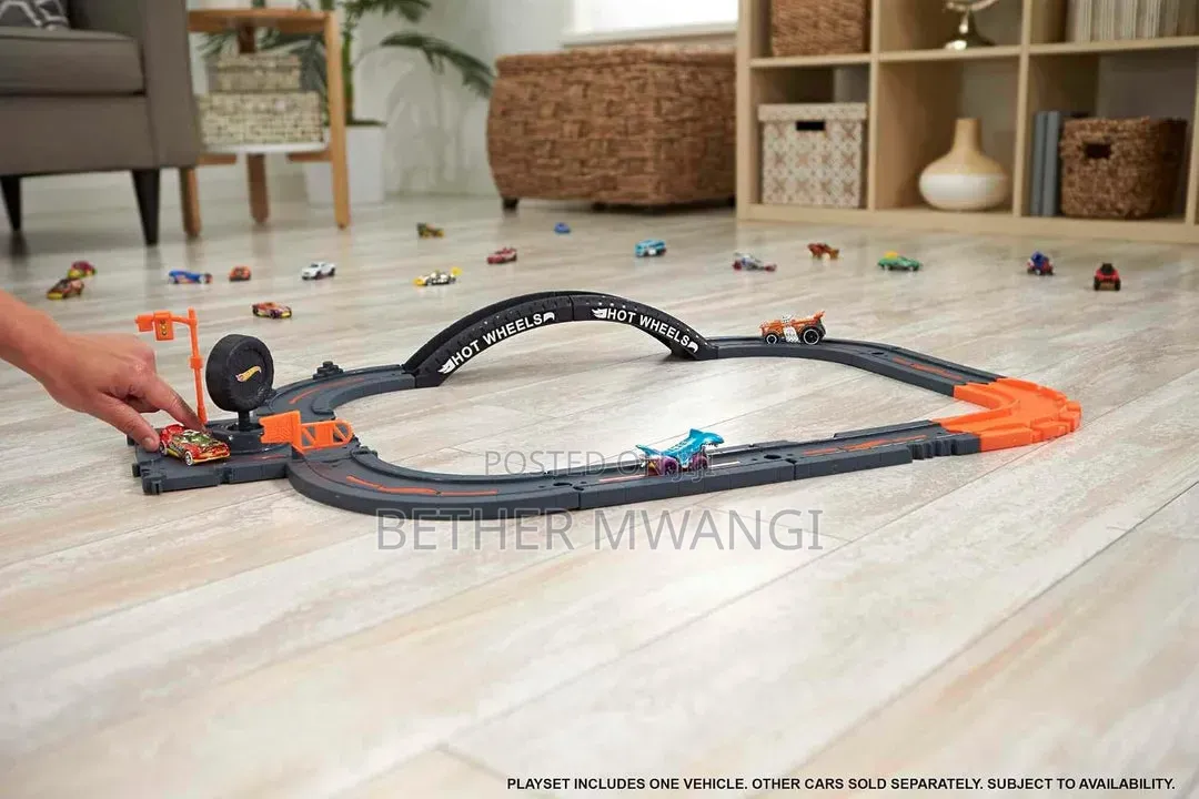 Hot Wheels City Expansion Track Pack in Kenya