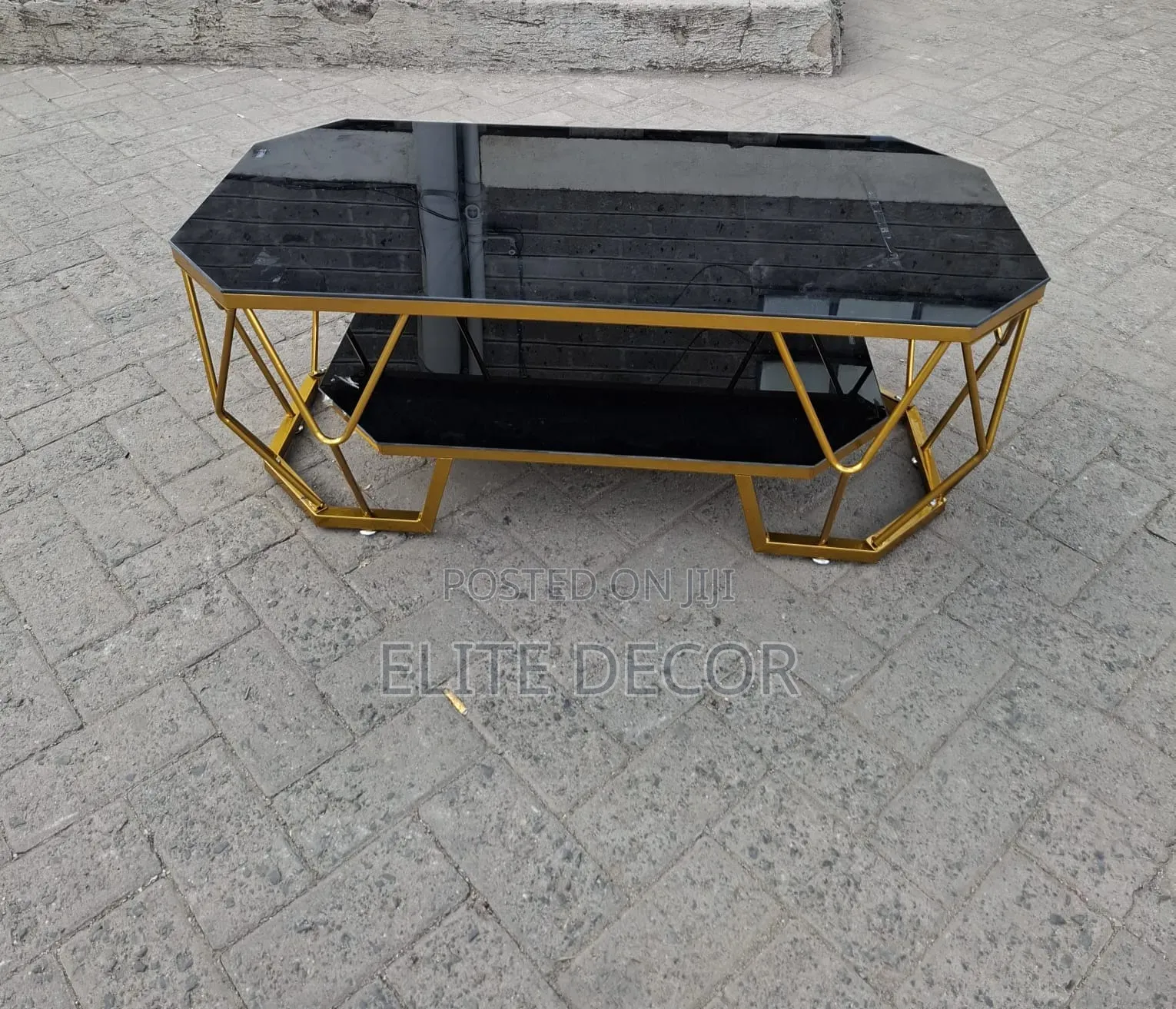 Modern Executive White Top Glass Coffee Table – Stylish Elegant
