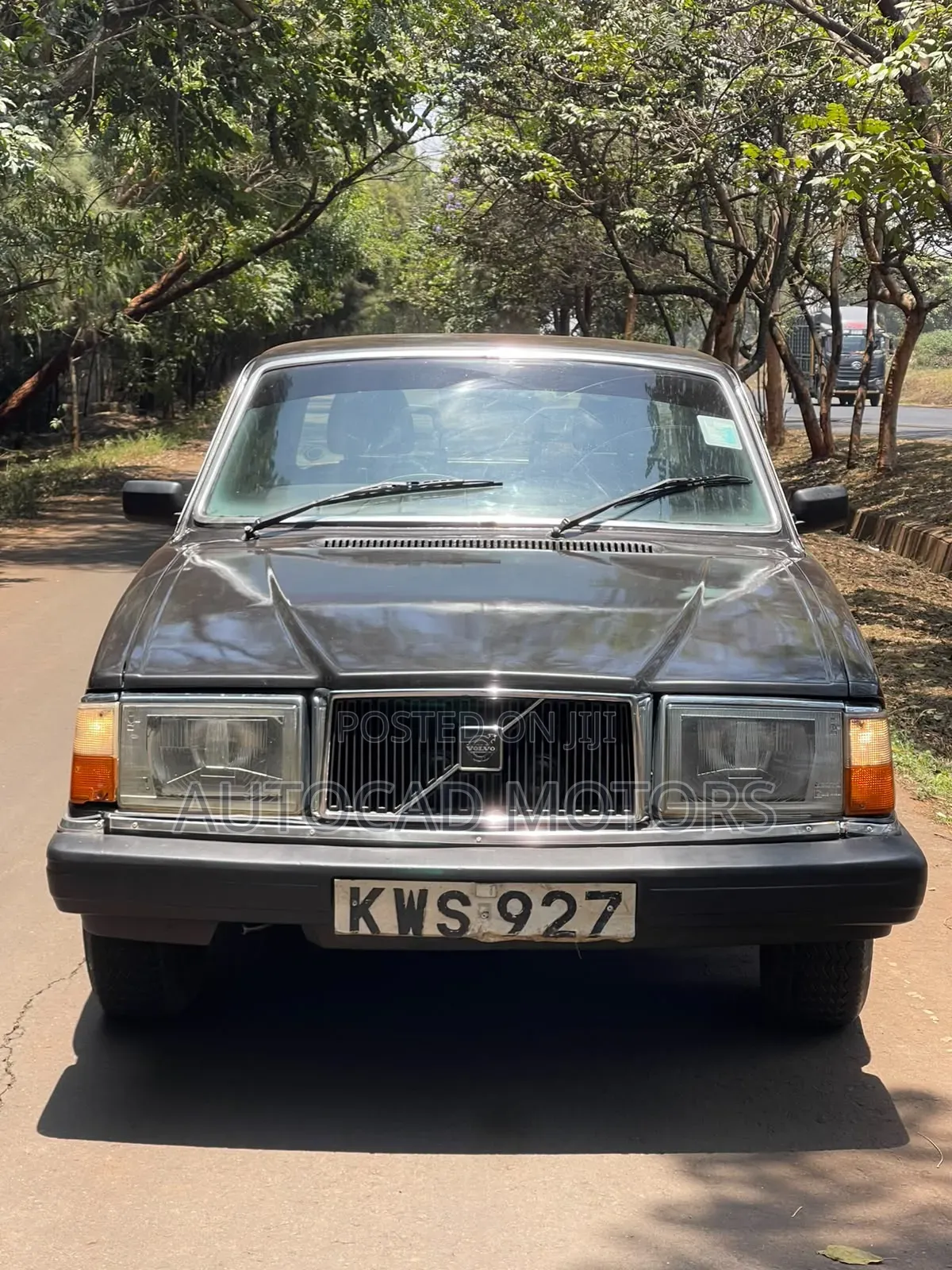 Volvo 240 1983 Brown