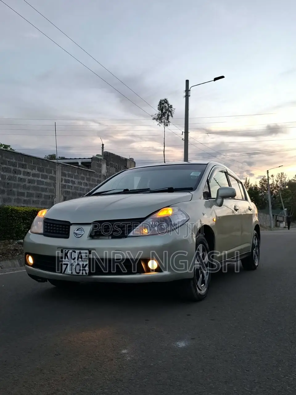 Nissan Tiida 2007 Gold