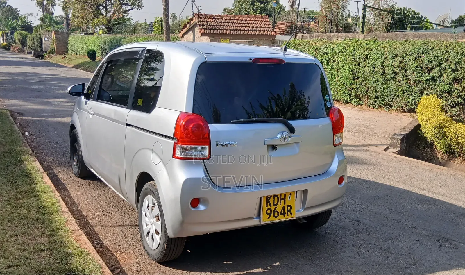 Toyota Porte 2015 Pearl