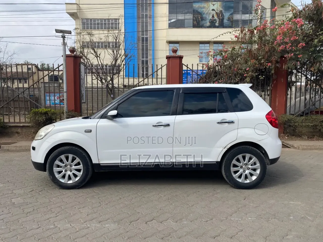 Mazda Verisa 2013 White
