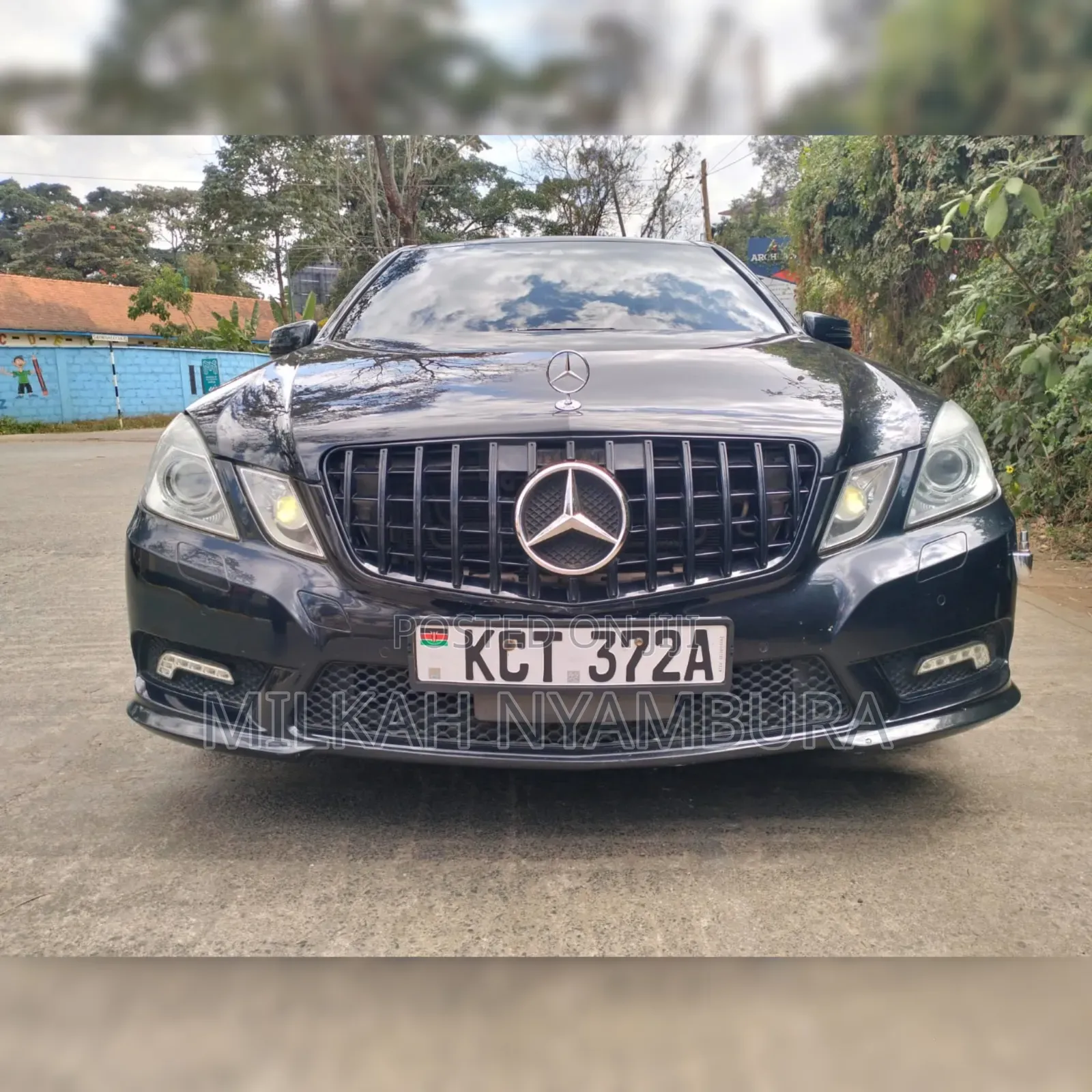 Mercedes-Benz E250 2011 Black