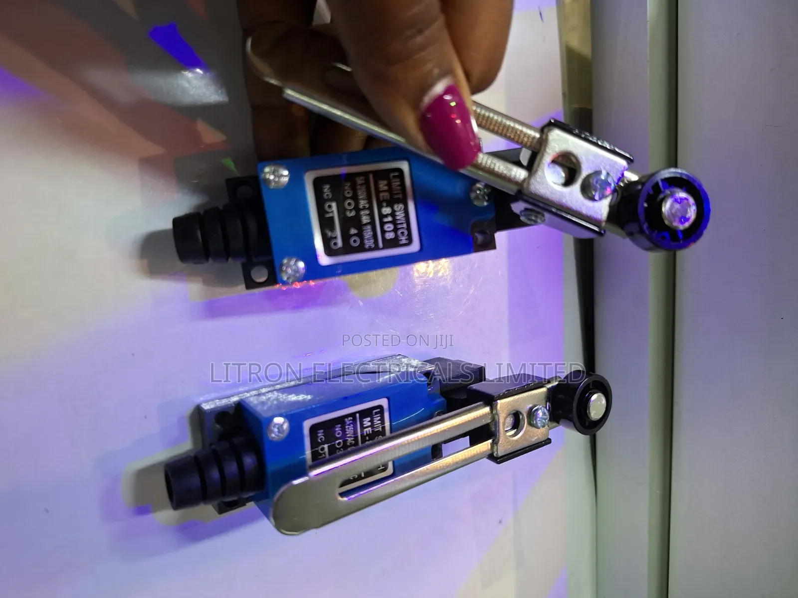 ME 8108 Limit Switches
