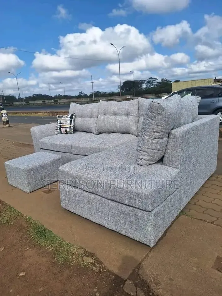 Modern 5-Seater L-Shaped Sofa With Ottoman