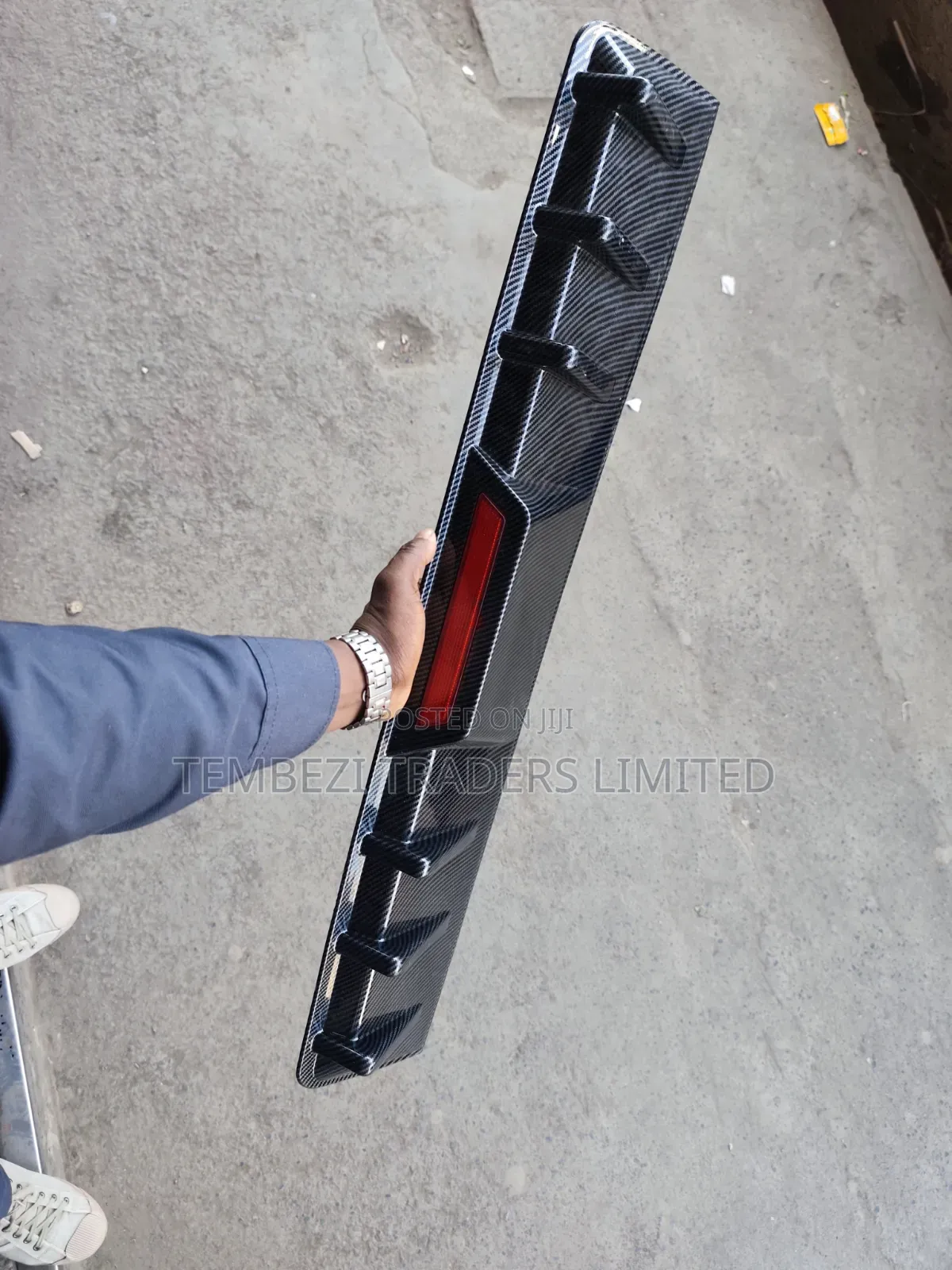Universal Carbon Fiber Car Rear Diffuser With LED Brake Light