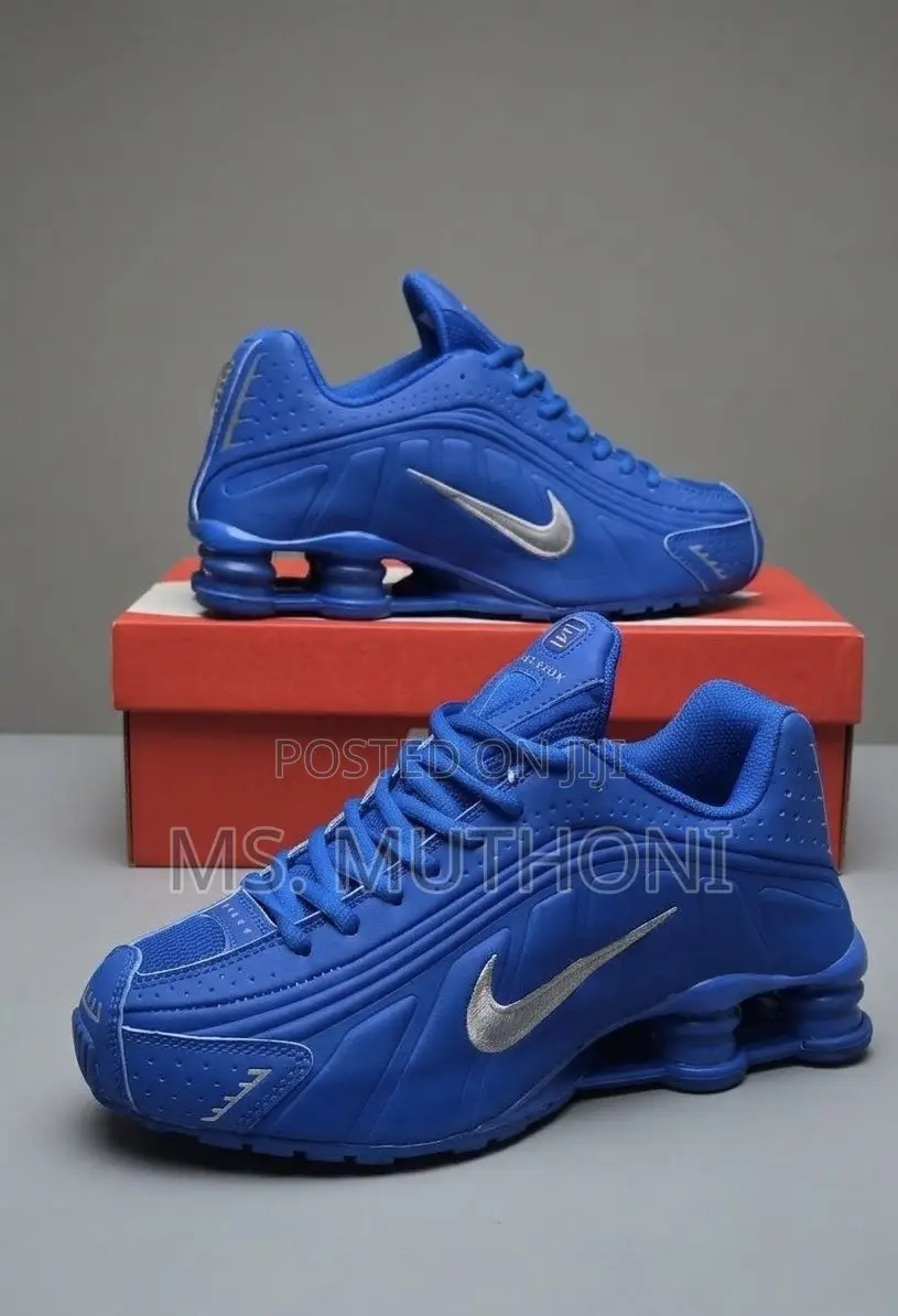 The Nike Shox R4 40-45