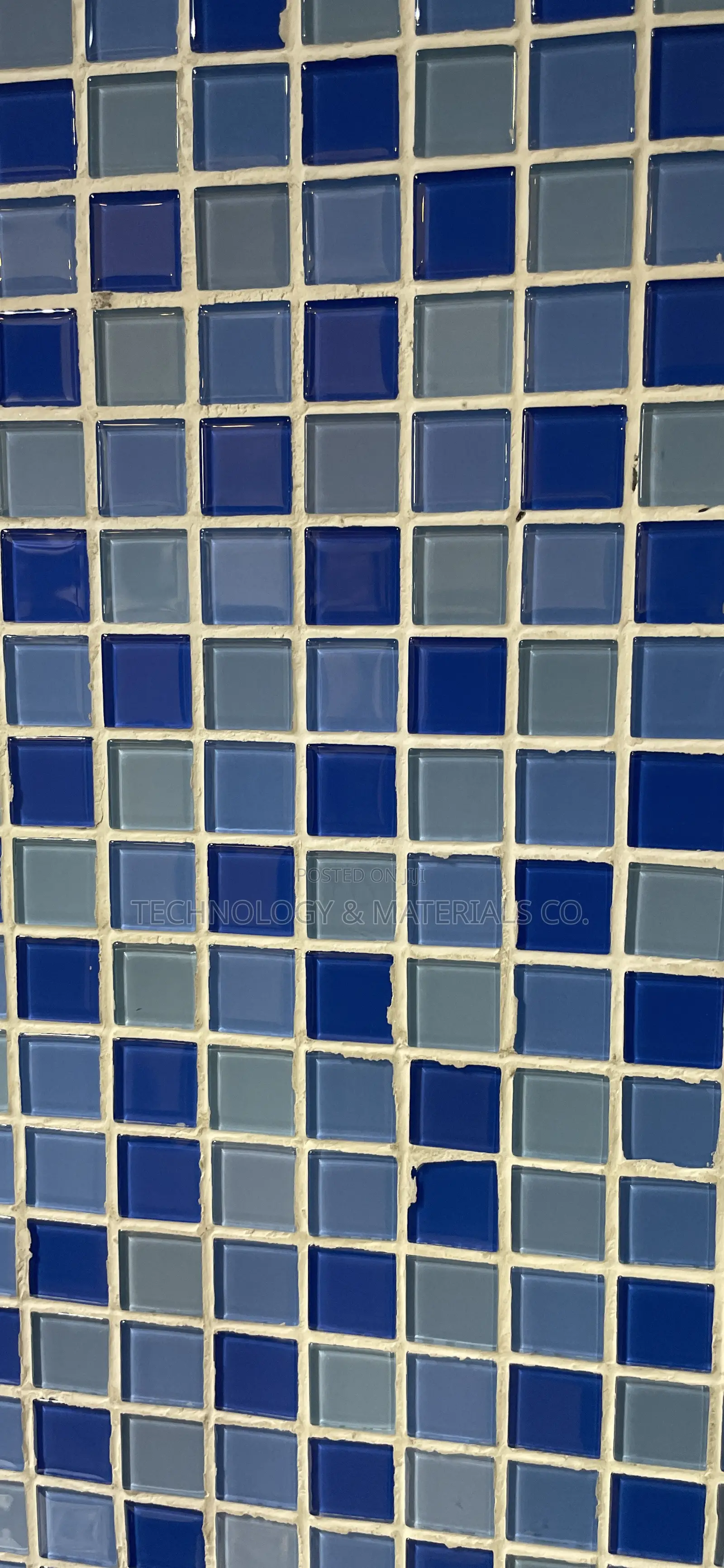 Swimming Pool Bkue Mosaic Tiles