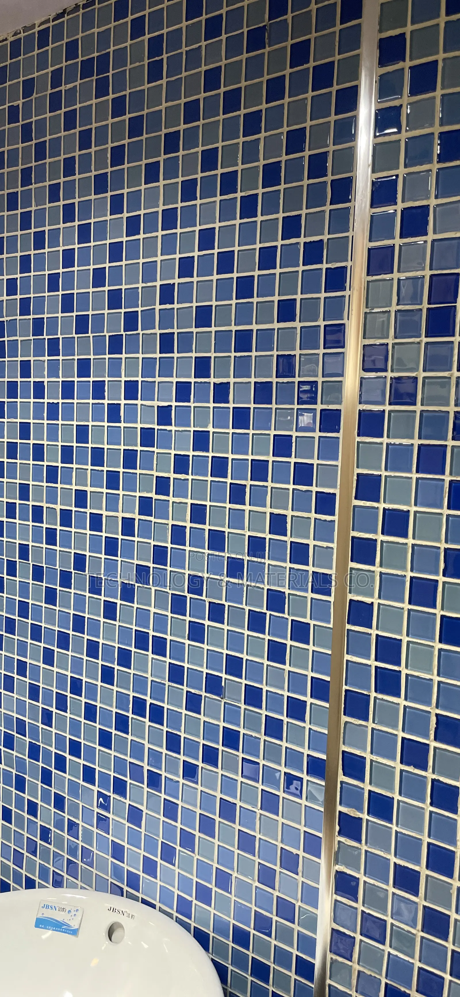 Swimming Pool Bkue Mosaic Tiles