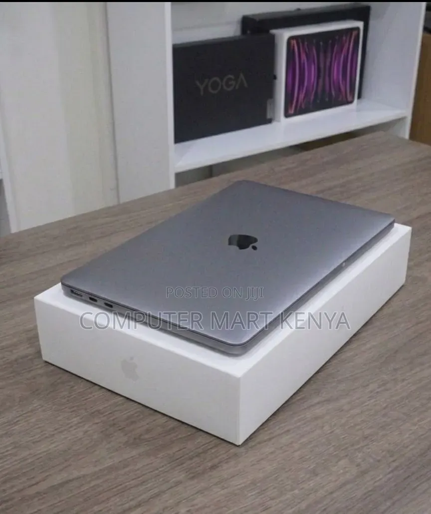 New Laptop Apple MacBook Pro 16GB Apple M1 SSD 1T