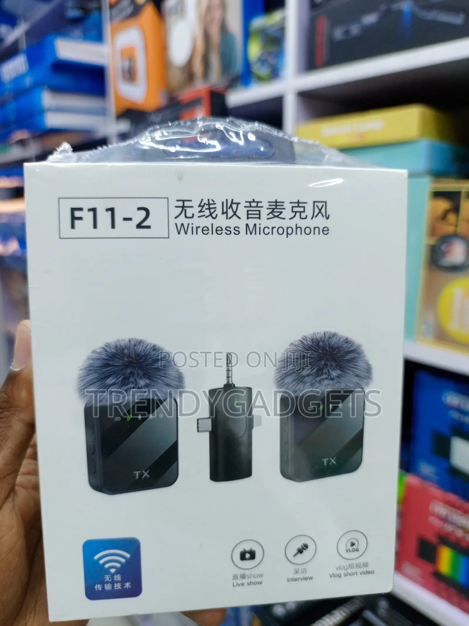 F11-2 Dual Wireless Lavalier Microphone 3-in-1 Phone Camera Mic