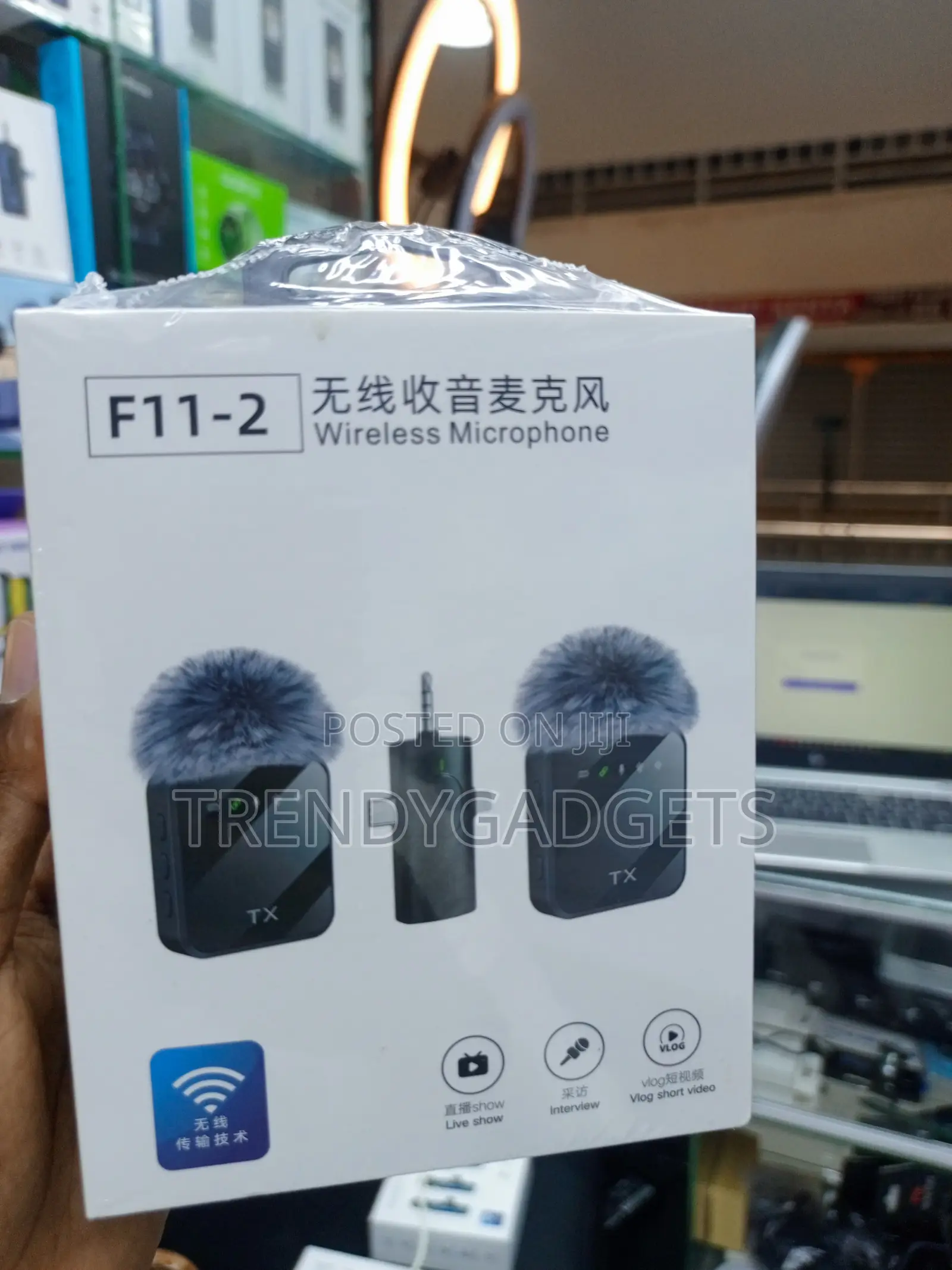 F11-2 Dual Wireless Microphone With Type-C Lightning 3.5mm