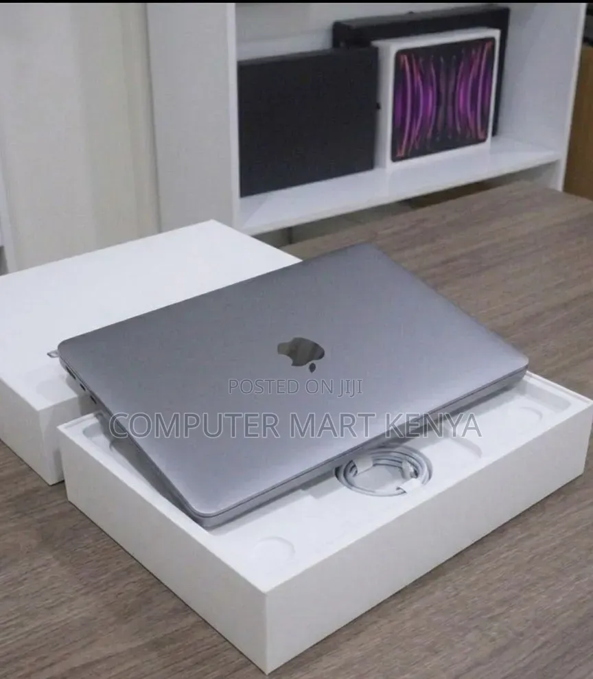 New Laptop Apple MacBook Pro 16GB Apple M1 Pro SSD 512GB