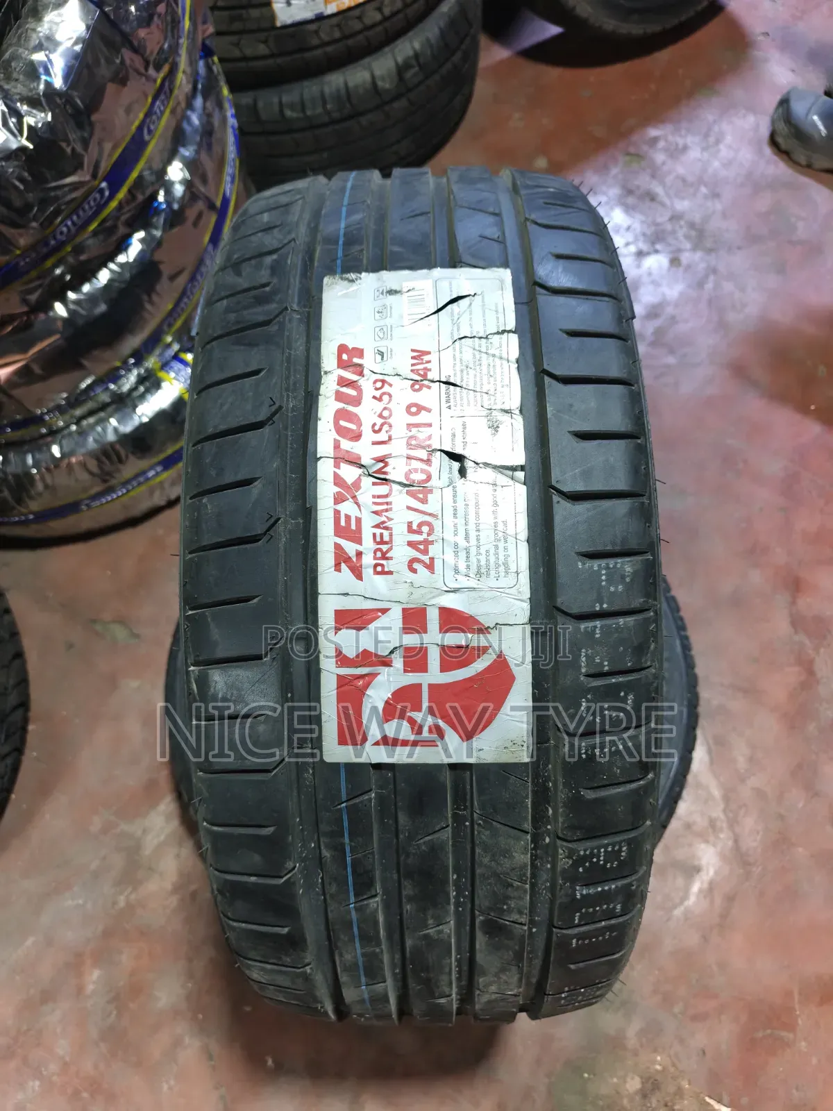 245/40r19 Zextour