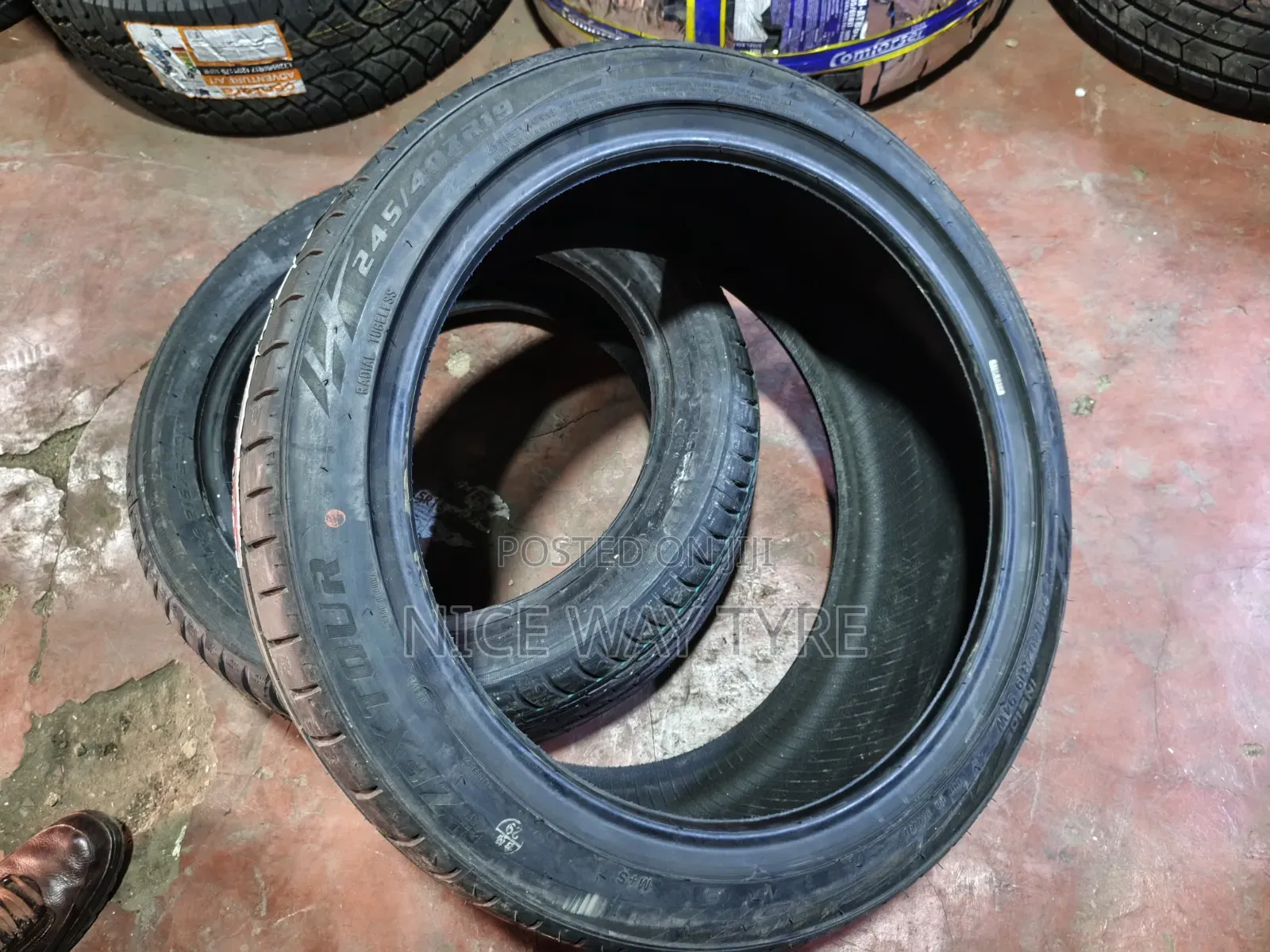 245/40r19 Zextour