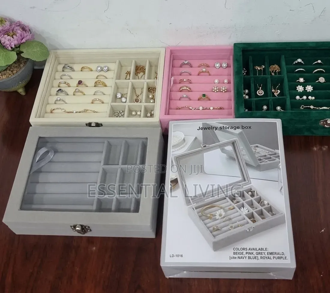 Elegant Jewellery Box Velvet Multi-Compartment With Clear Top