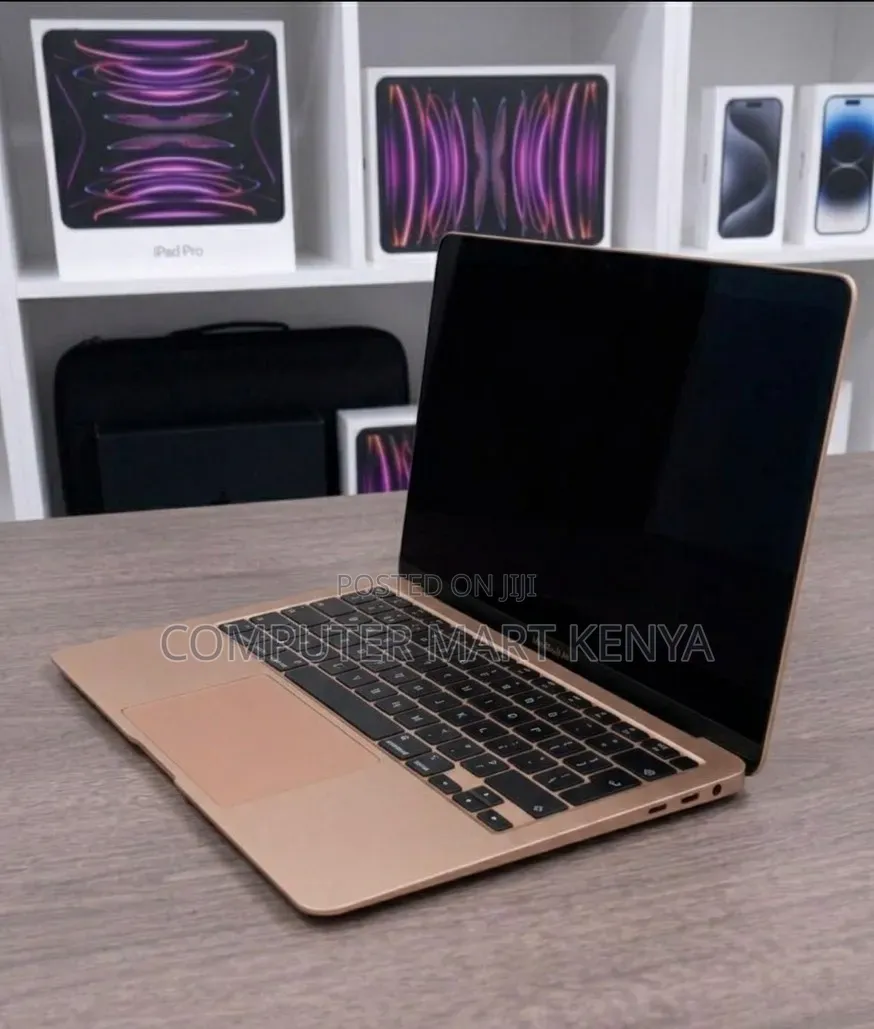 New Laptop Apple MacBook Air 2020 8GB Intel Core i3 SSD 256GB