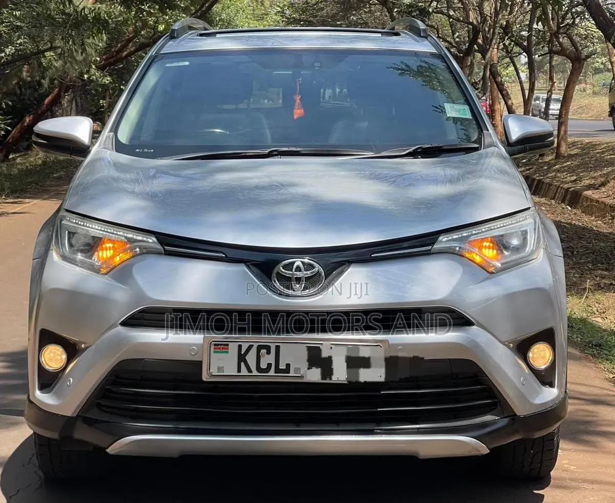 Toyota RAV4 2016 Silver