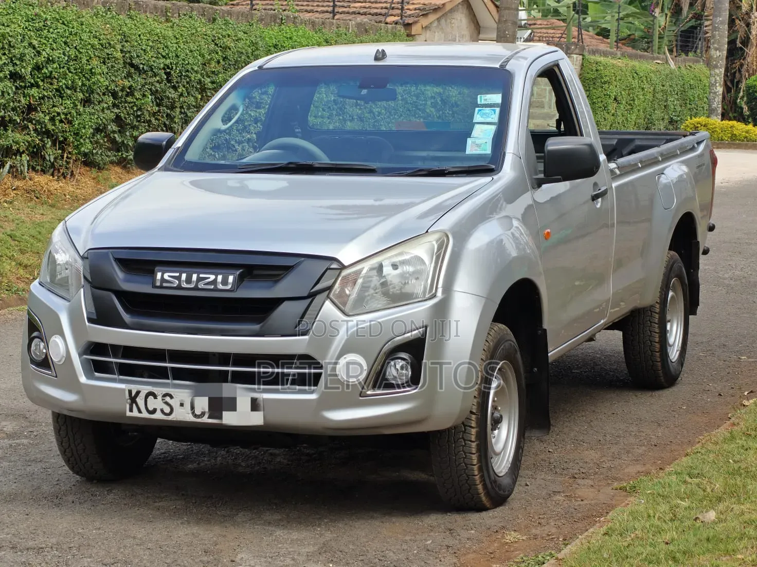 Isuzu D-MAX 2017 Silver