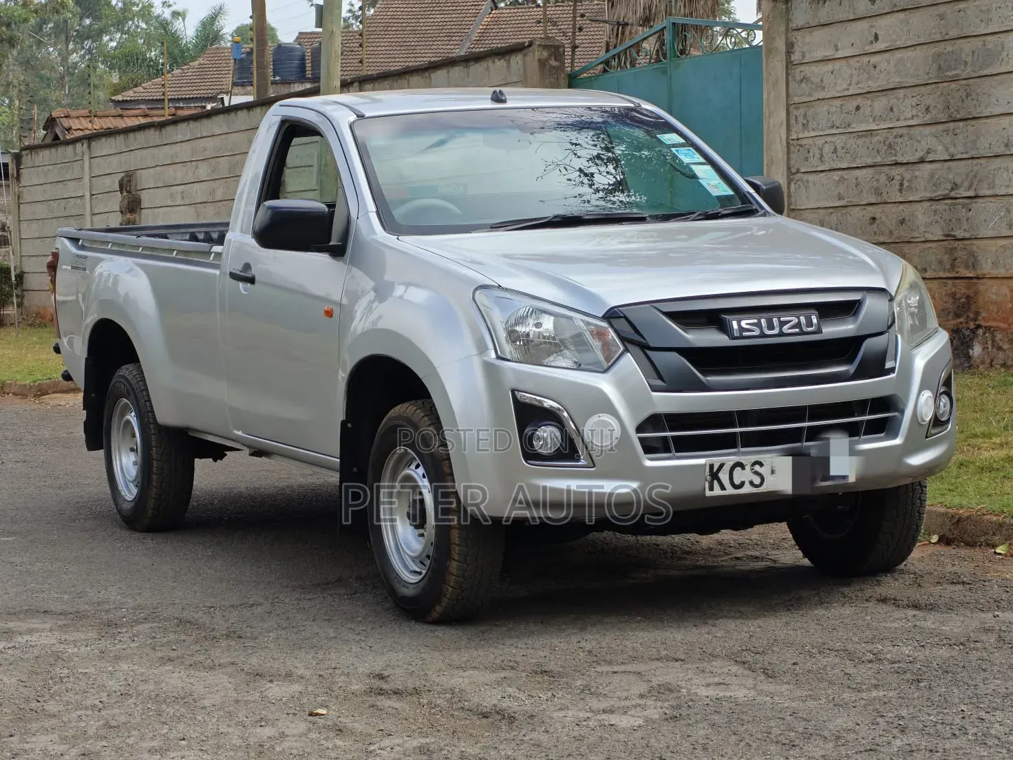 Isuzu D-MAX 2017 Silver