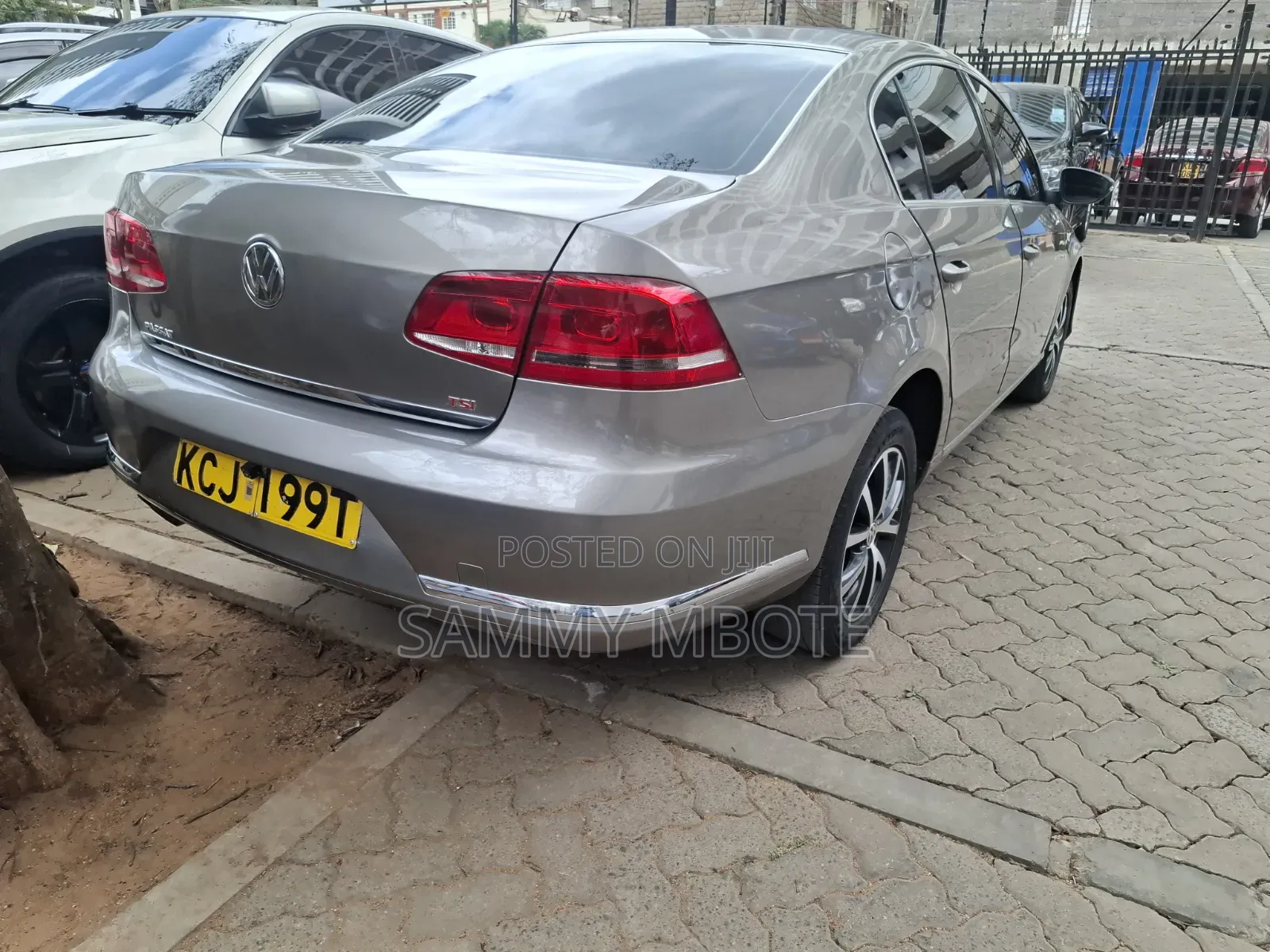 Volkswagen Passat S 4dr Sedan (1.8L 5cyl 5M) 2014 Brown