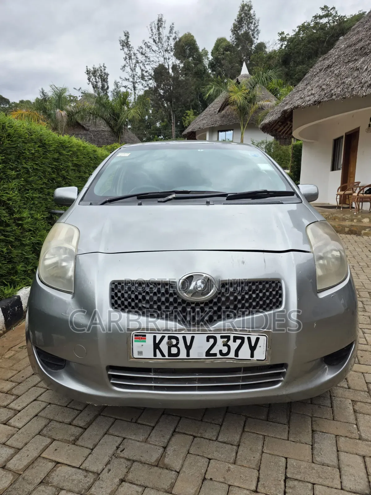 Toyota Vitz 2007 Silver