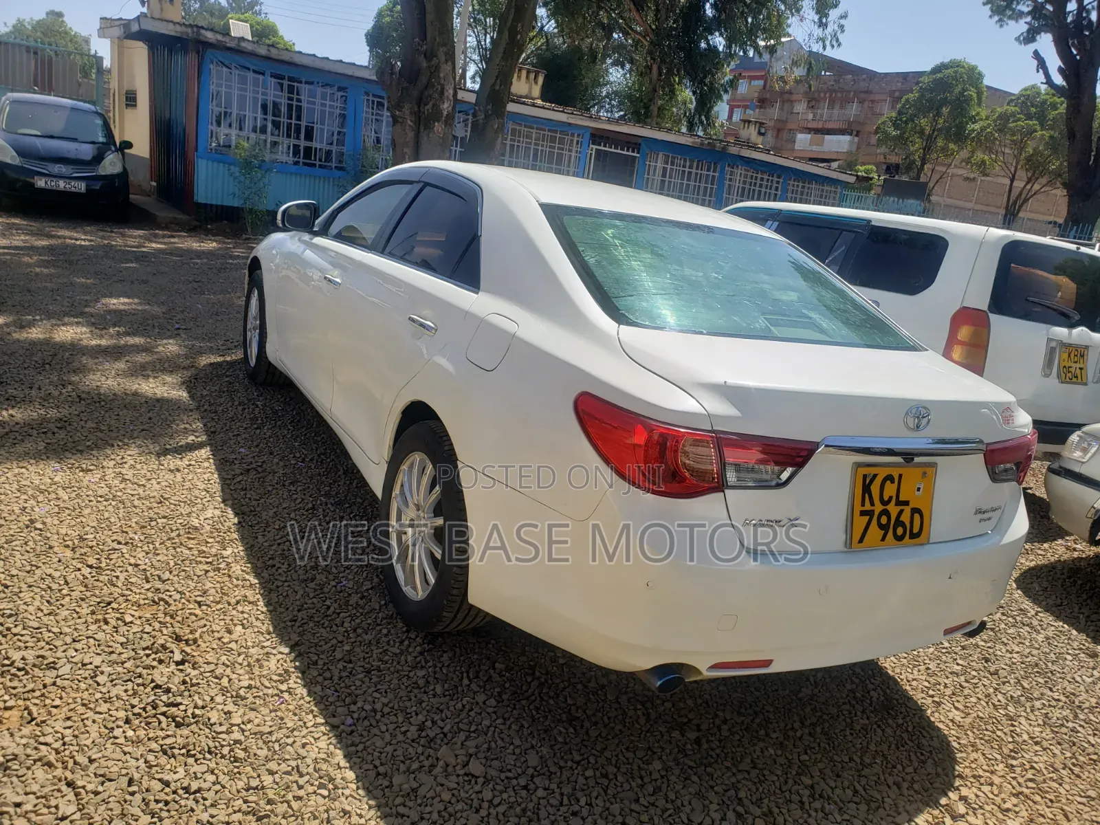 Toyota Mark X 2010 Silver