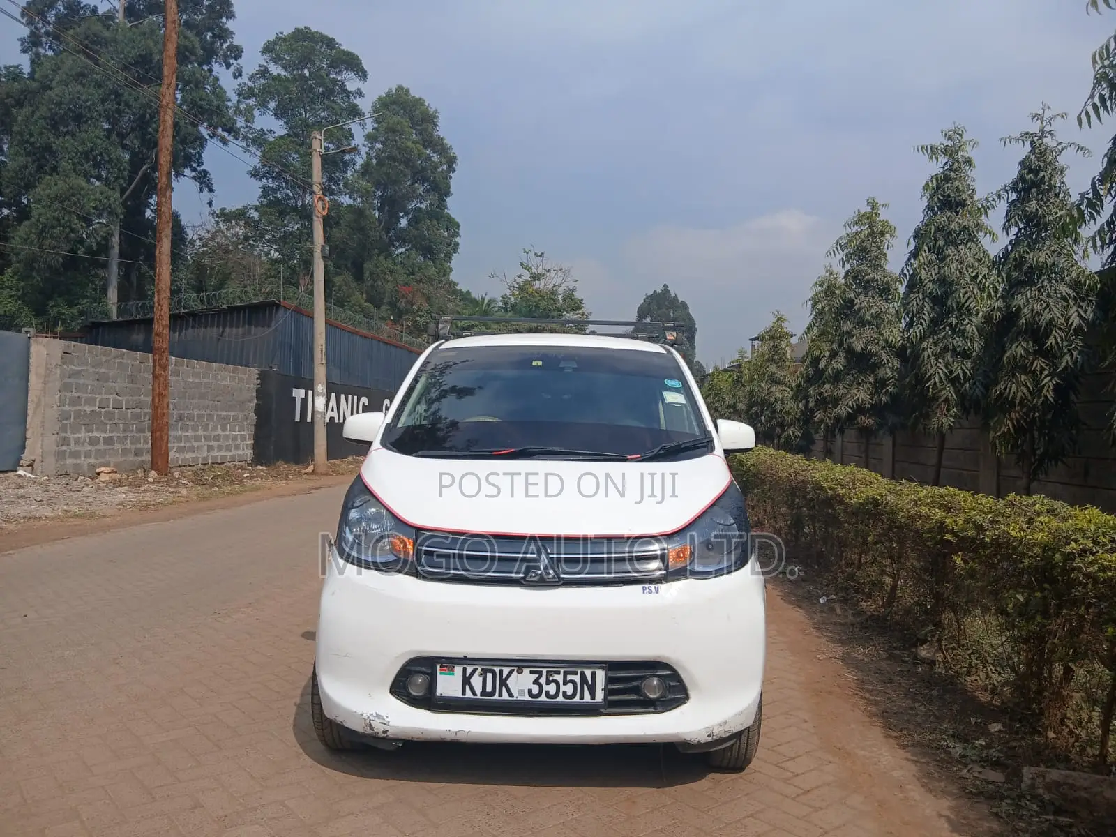 Mitsubishi EK Wagon 2015 White