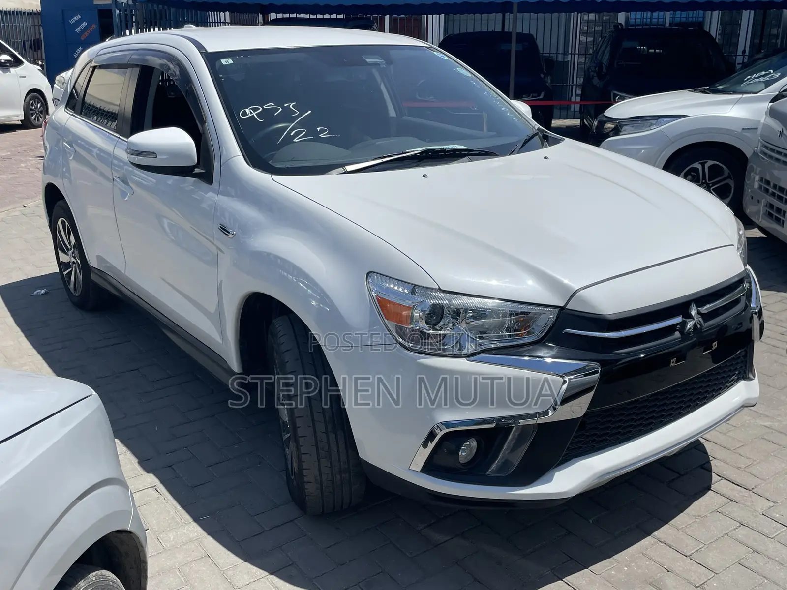 Mitsubishi RVR 2019 White