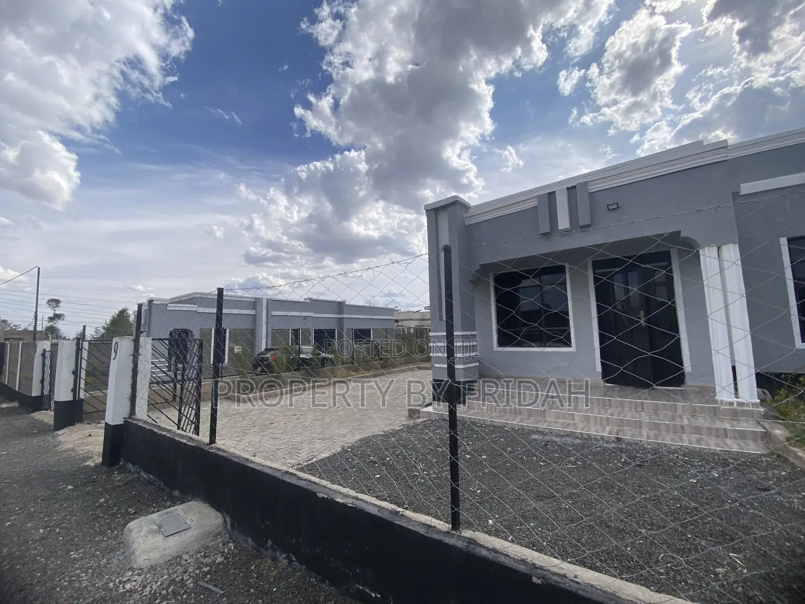 3bdrm Bungalow in Kitengela for sale