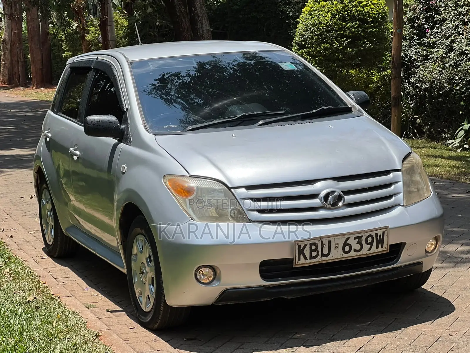 Toyota IST 2006 Silver
