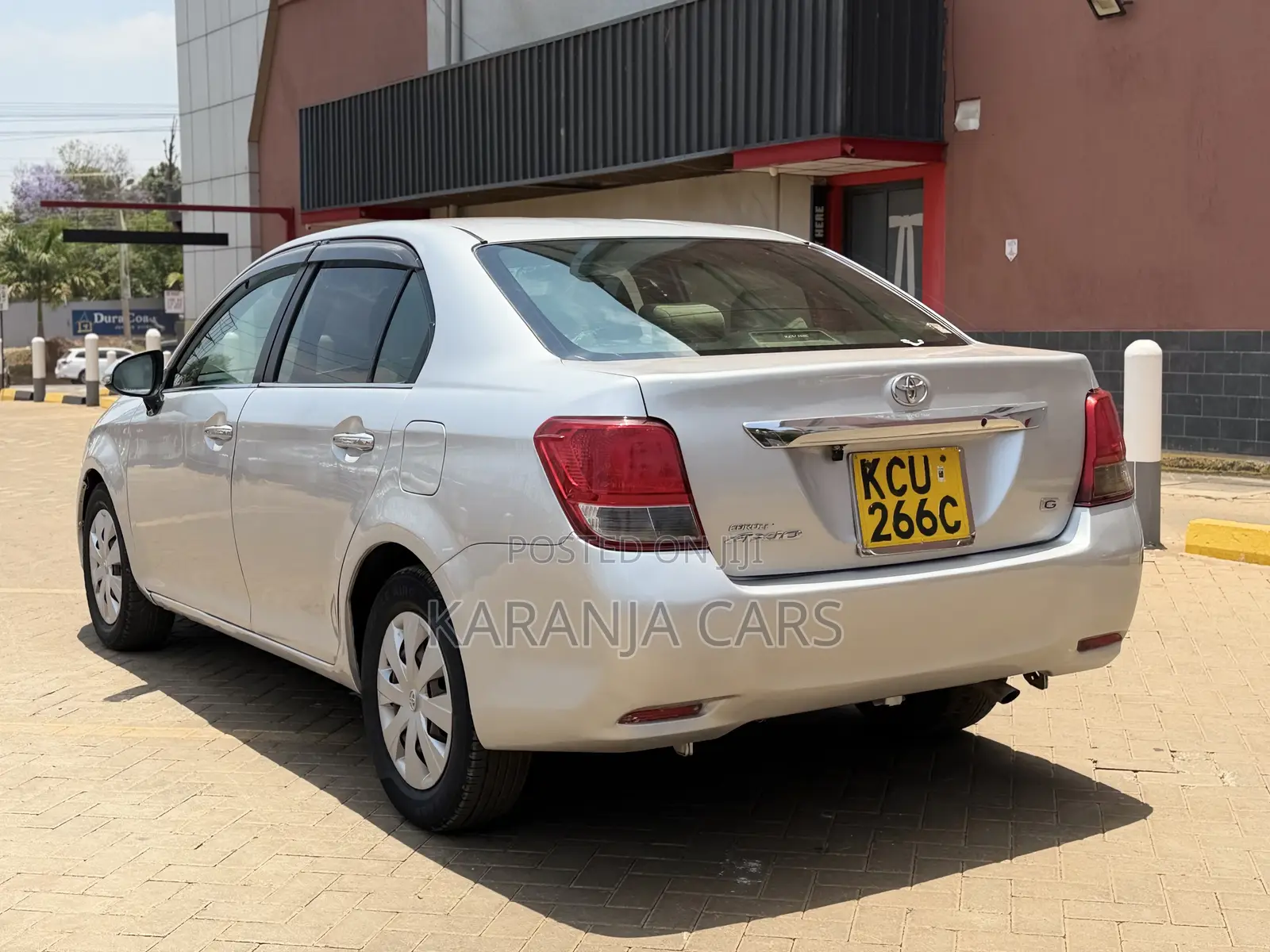 Toyota Axio 1.5 G 2WD 2012 Silver