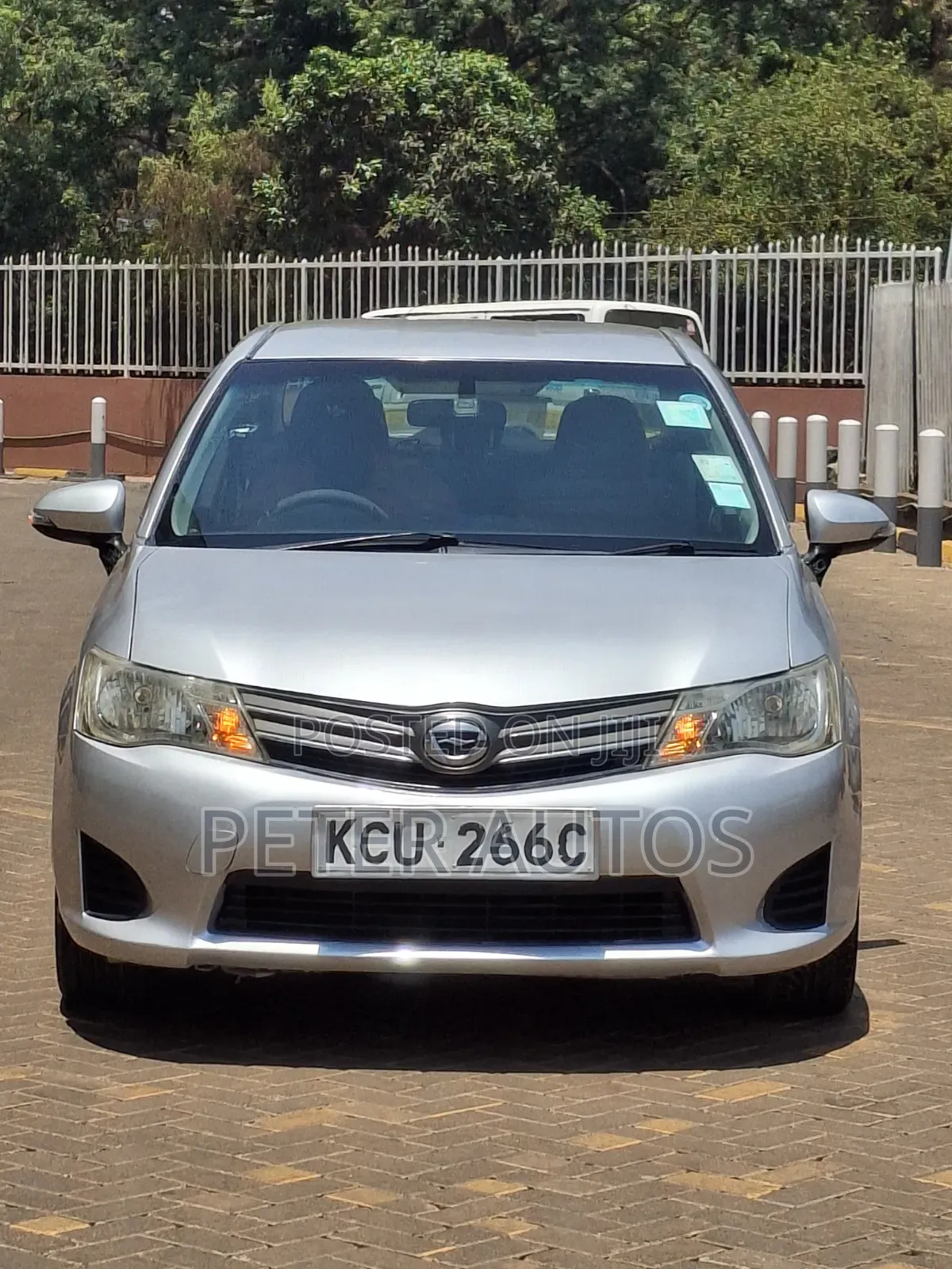 Toyota Axio 1.5 G 2WD 2012 Silver