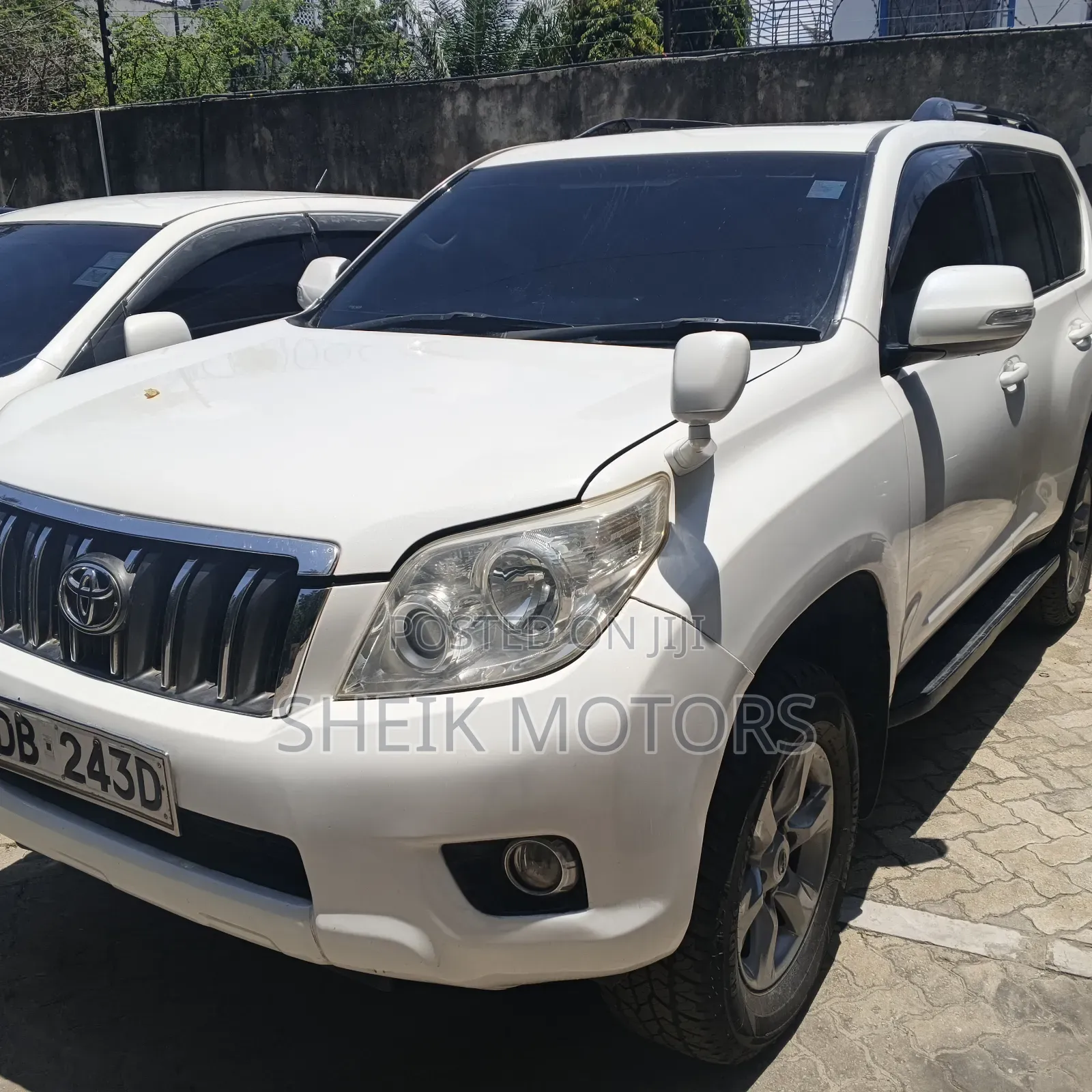 Toyota Land Cruiser Prado 2014 White