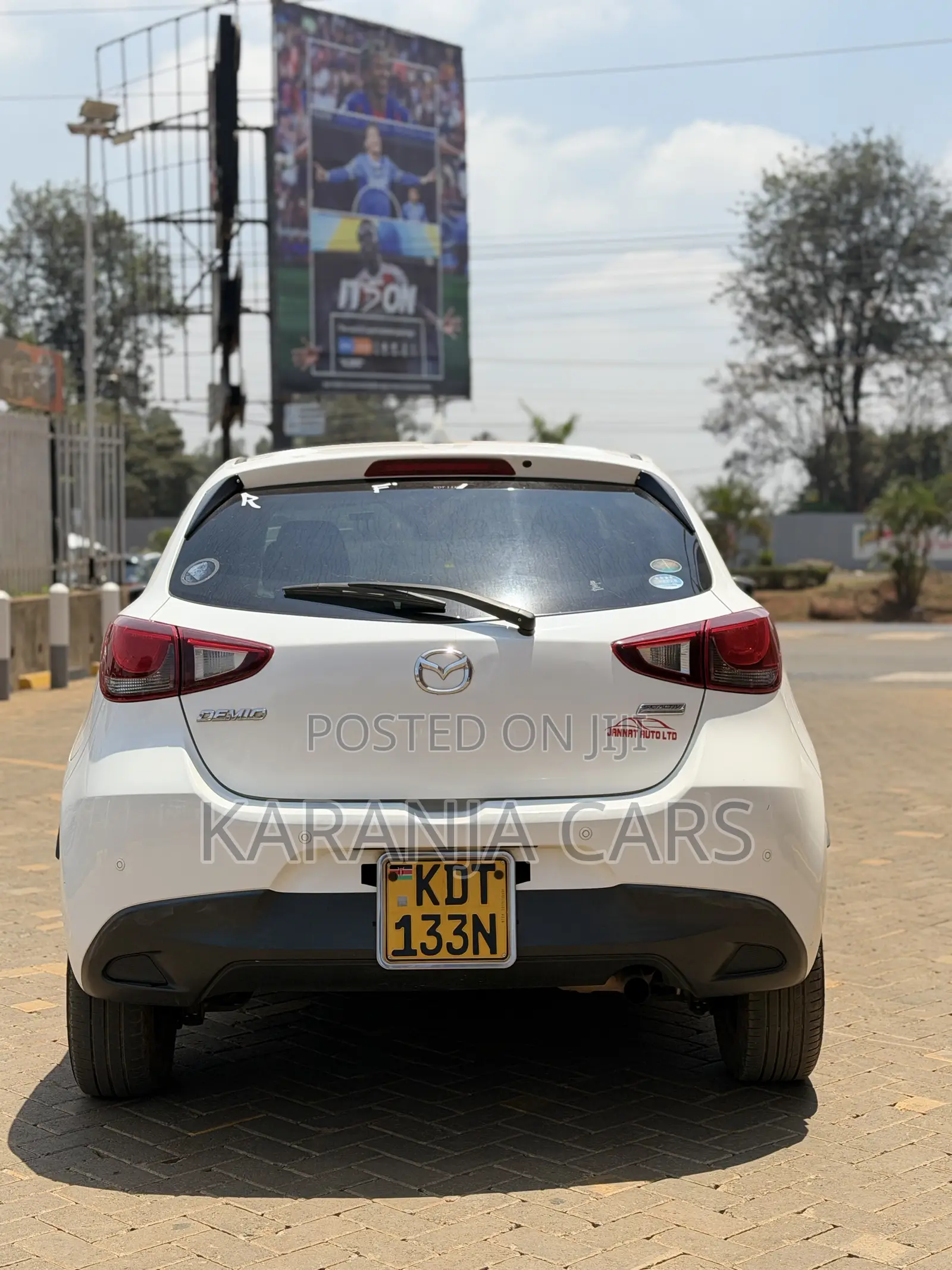 Mazda Demio 2018 White