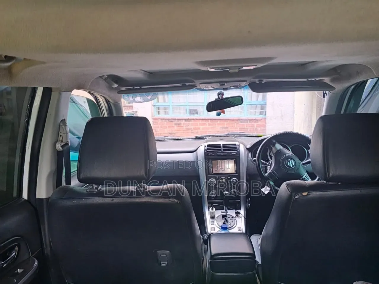 Suzuki Escudo 2010 White