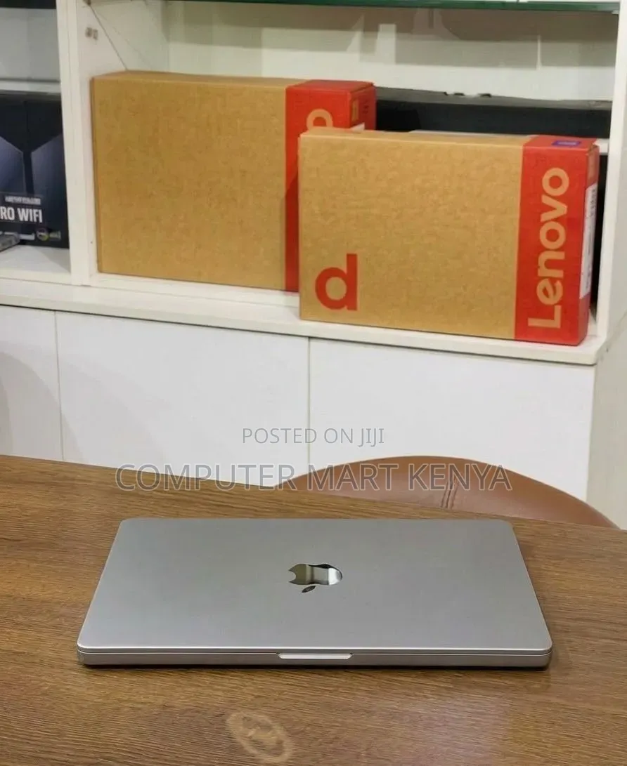 New Laptop Apple MacBook Pro 2021 M1 16GB Apple M1 Pro SSD 512GB