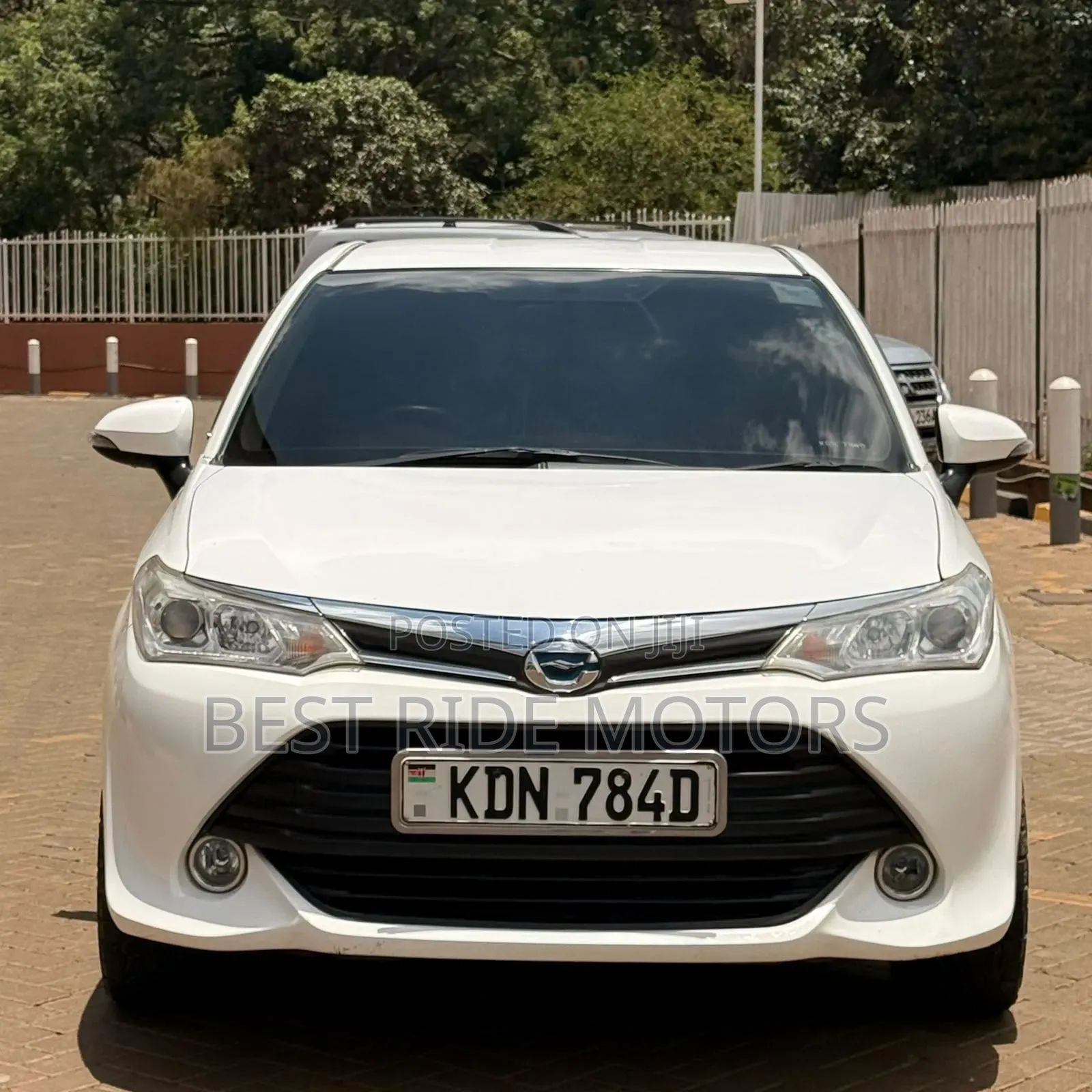 Toyota Axio 1.5 Hybrid 2WD 2017 Pearl