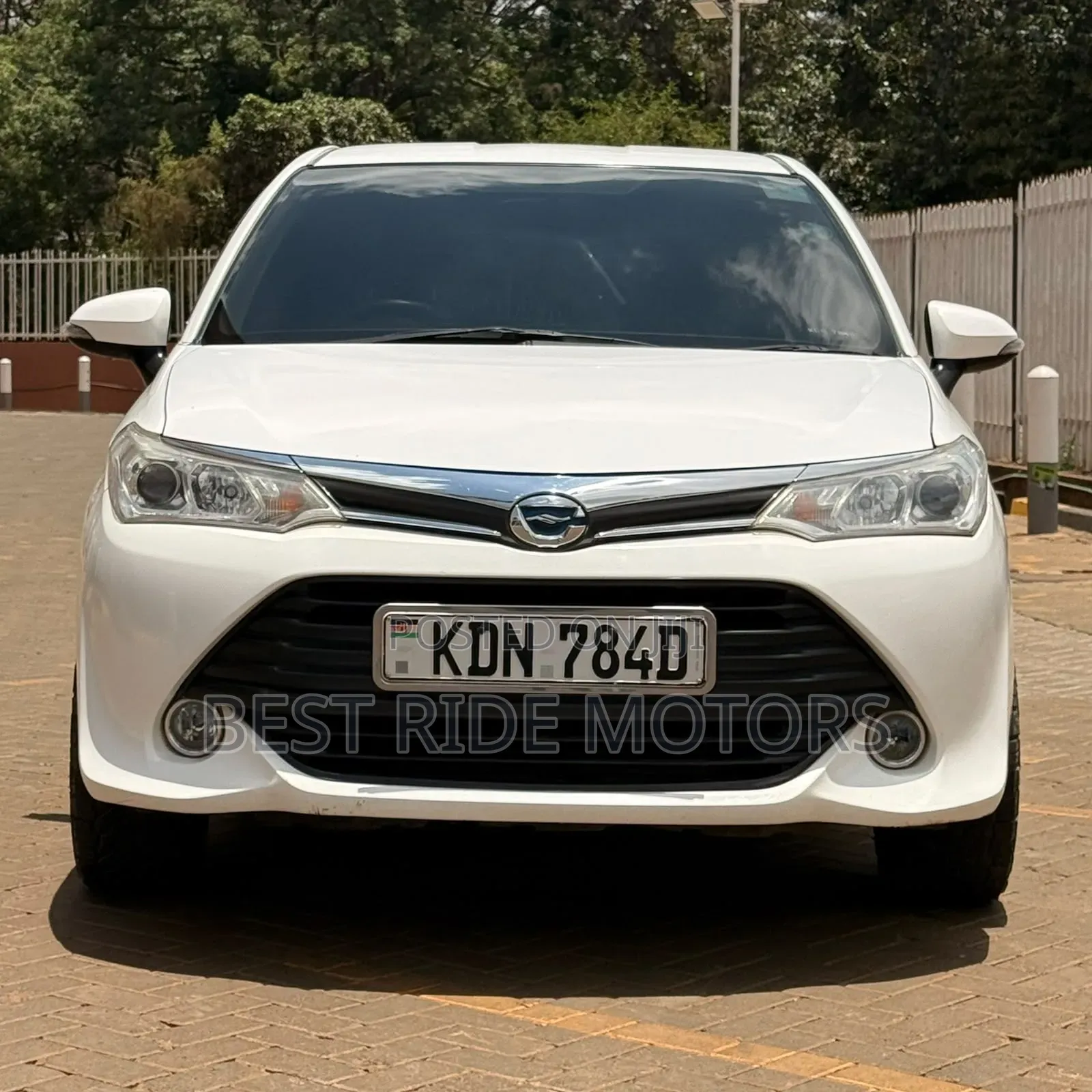 Toyota Axio 1.5 Hybrid 2WD 2017 Pearl