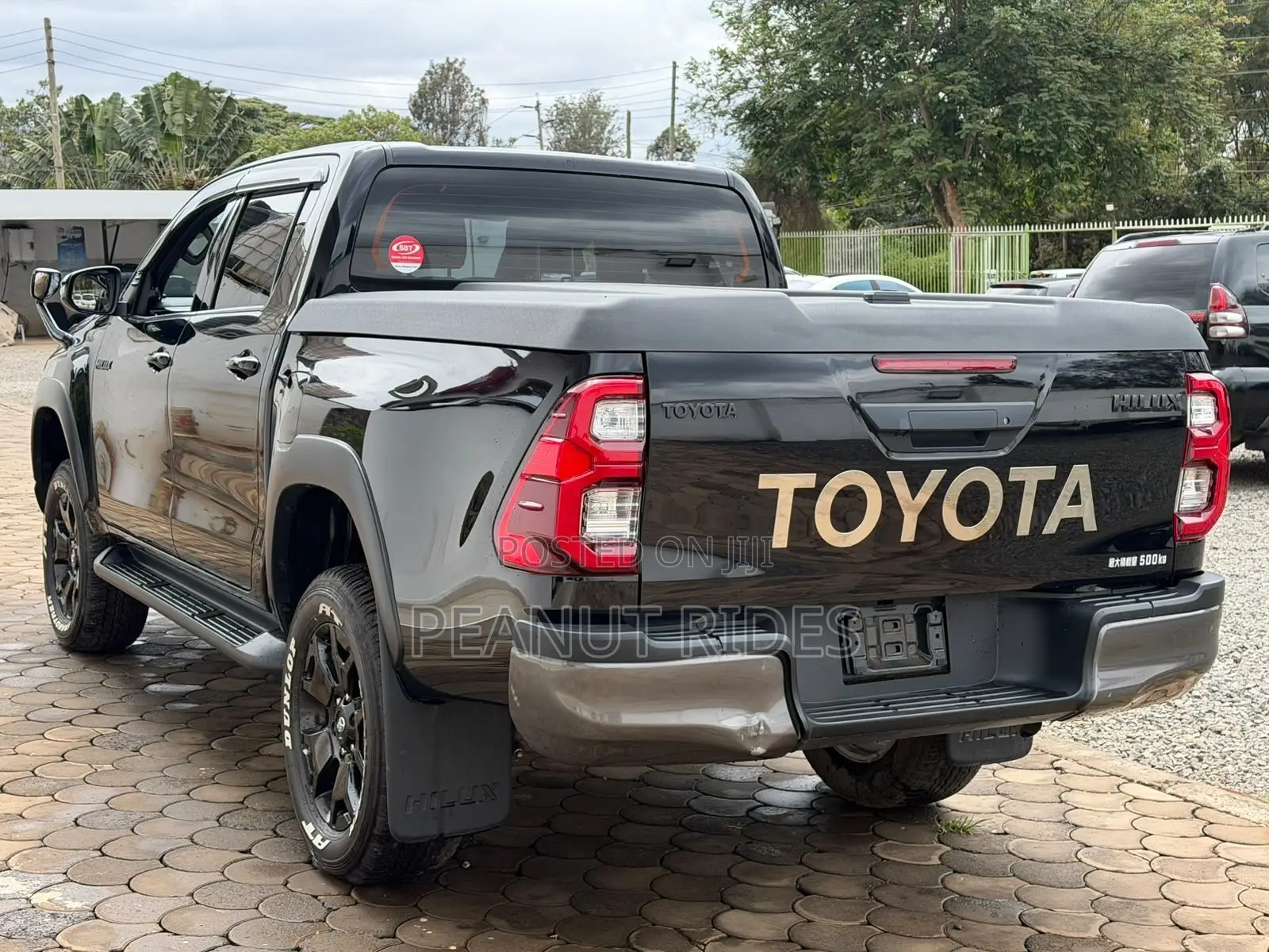 Toyota Hilux 2019 Black