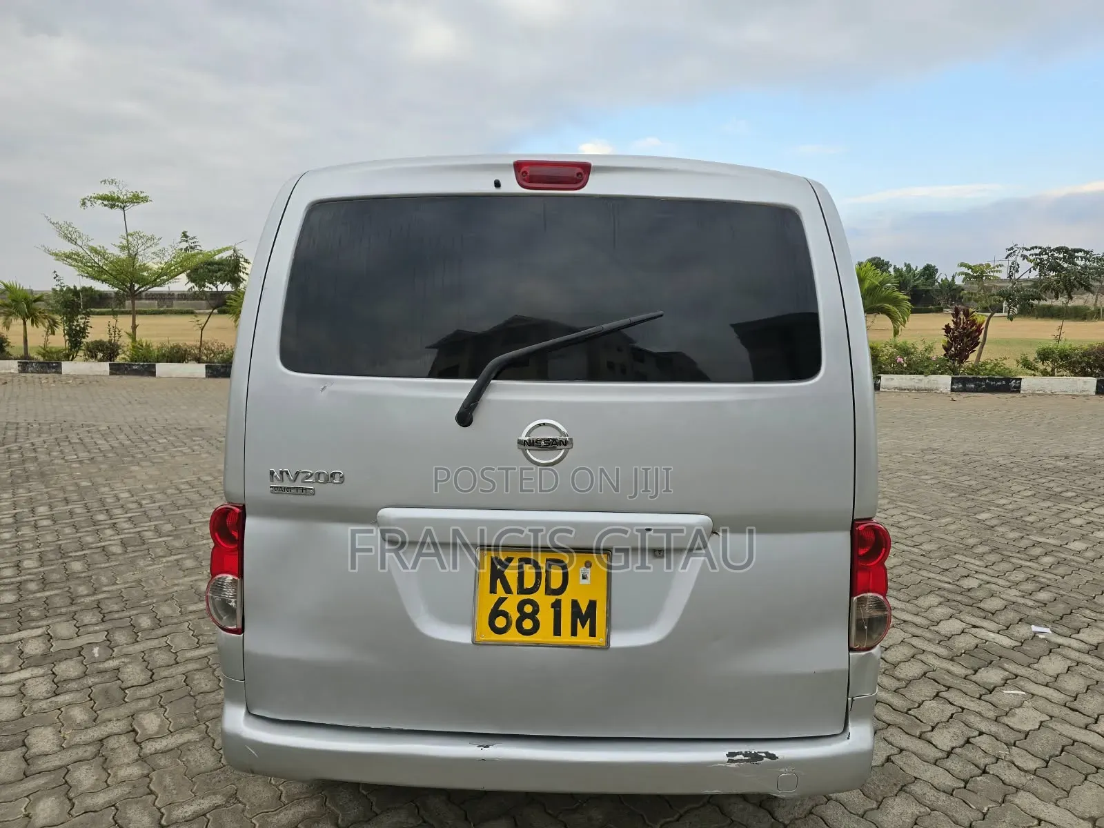 Nissan NV1500 2014 Silver