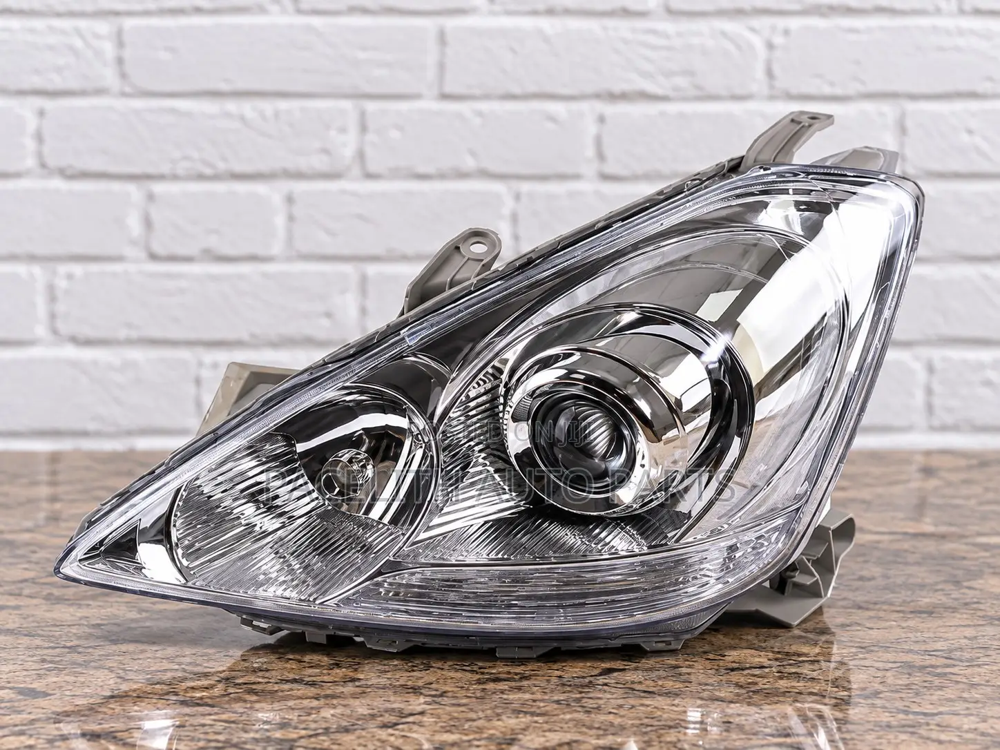 Head Lamp / Light Toyota Allion 240 2005/2006/2007 Xenon