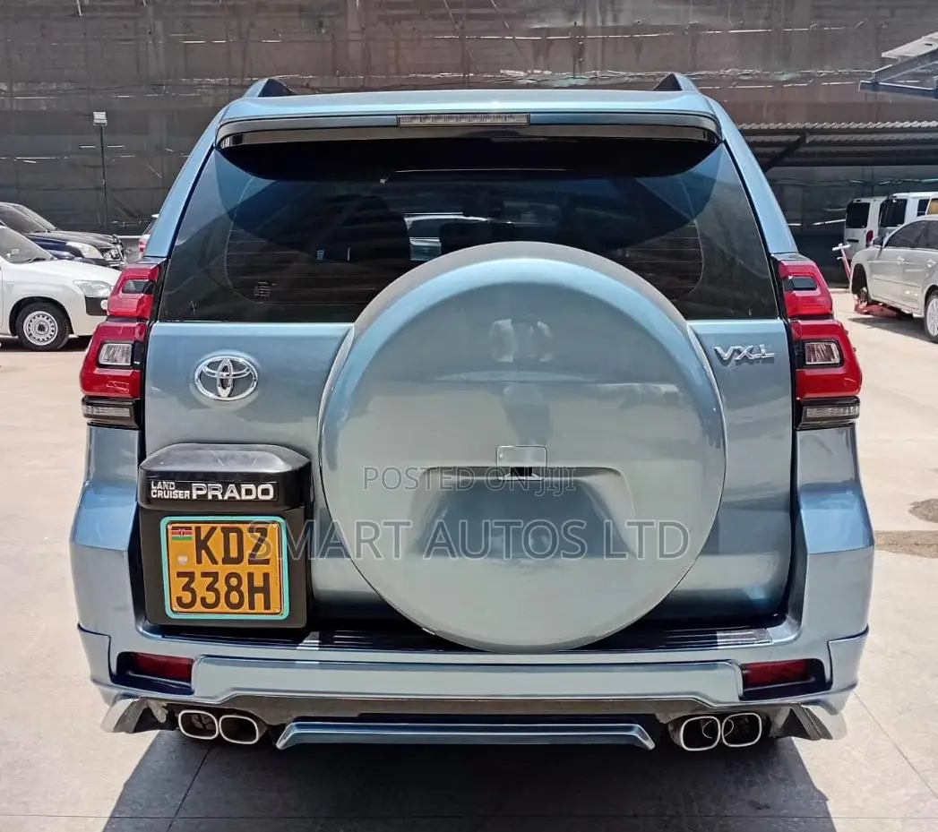 Toyota Land Cruiser Prado 2013 Blue