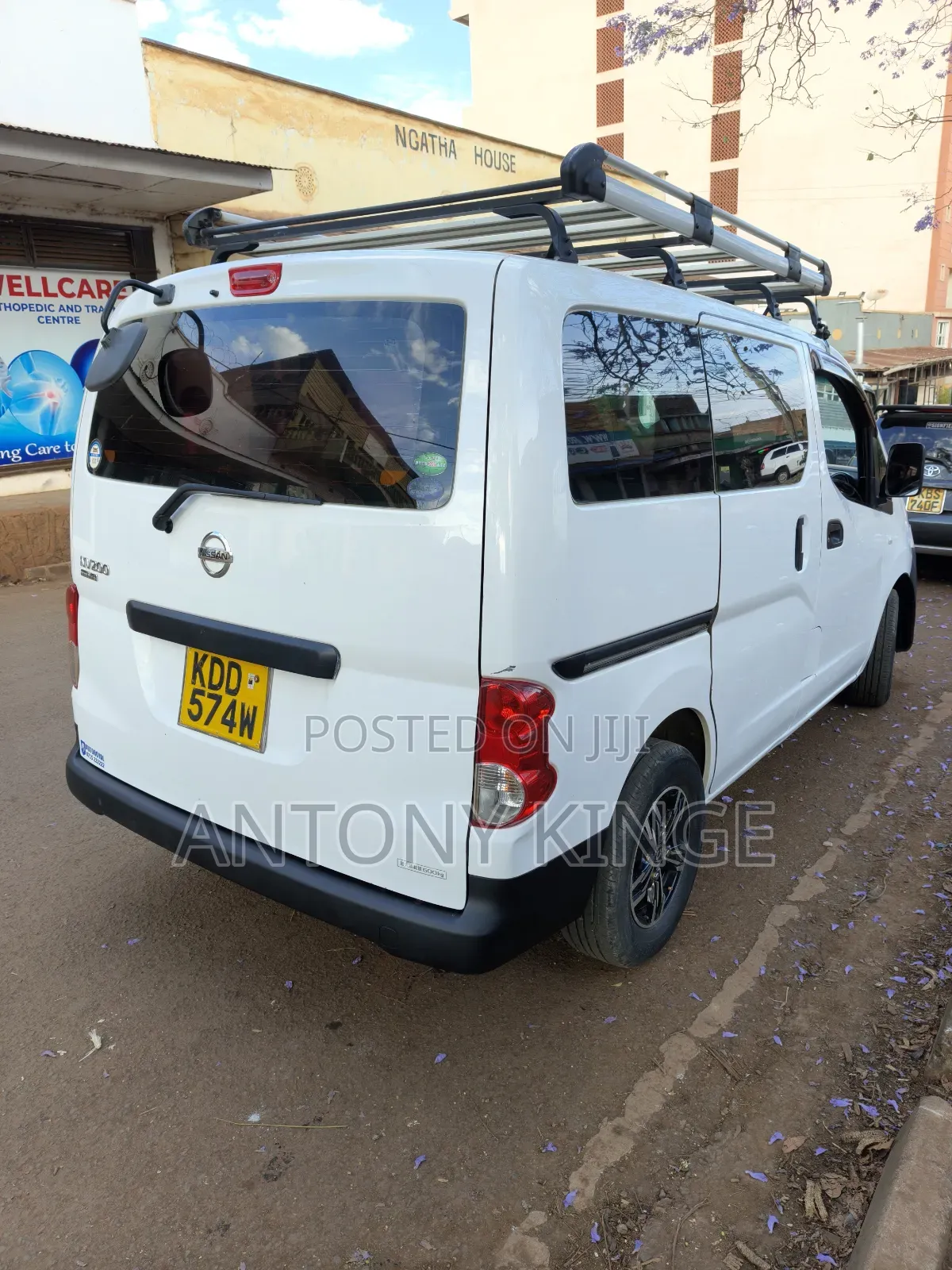 Nissan NV350 2014 White