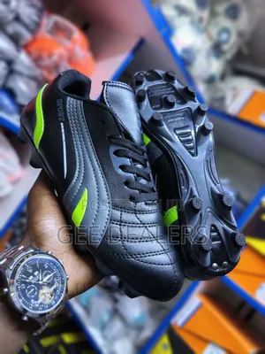 Size 31-35 Soccer Boots for Kids, Kids Football Shoes